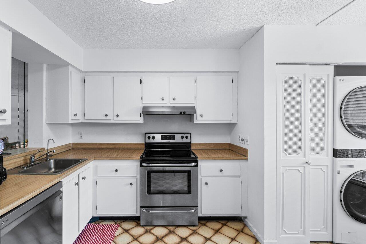 14623 Bonaire Boulevard 405