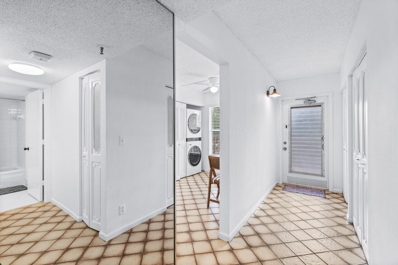 14623 Bonaire Boulevard 405