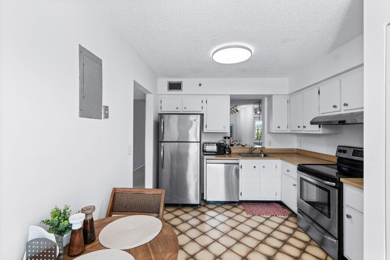 14623 Bonaire Boulevard 405