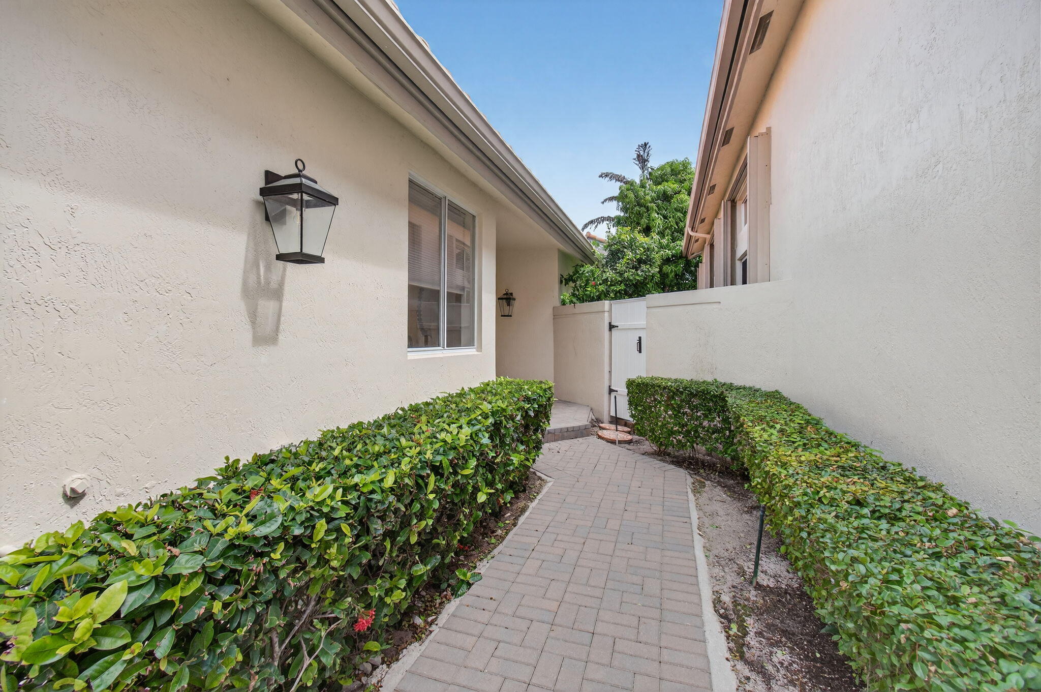 5310 NW 26th Circle