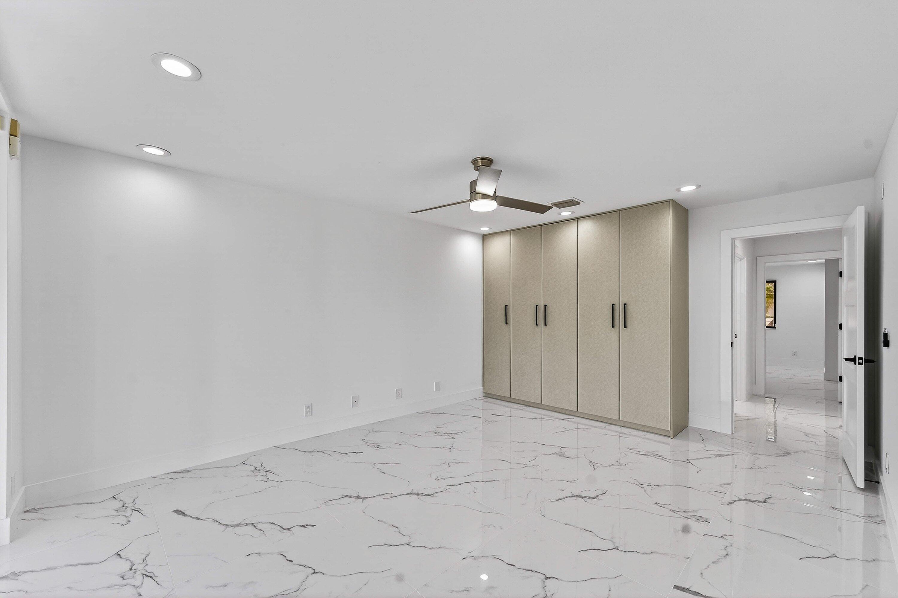 6 Clubhouse Lane