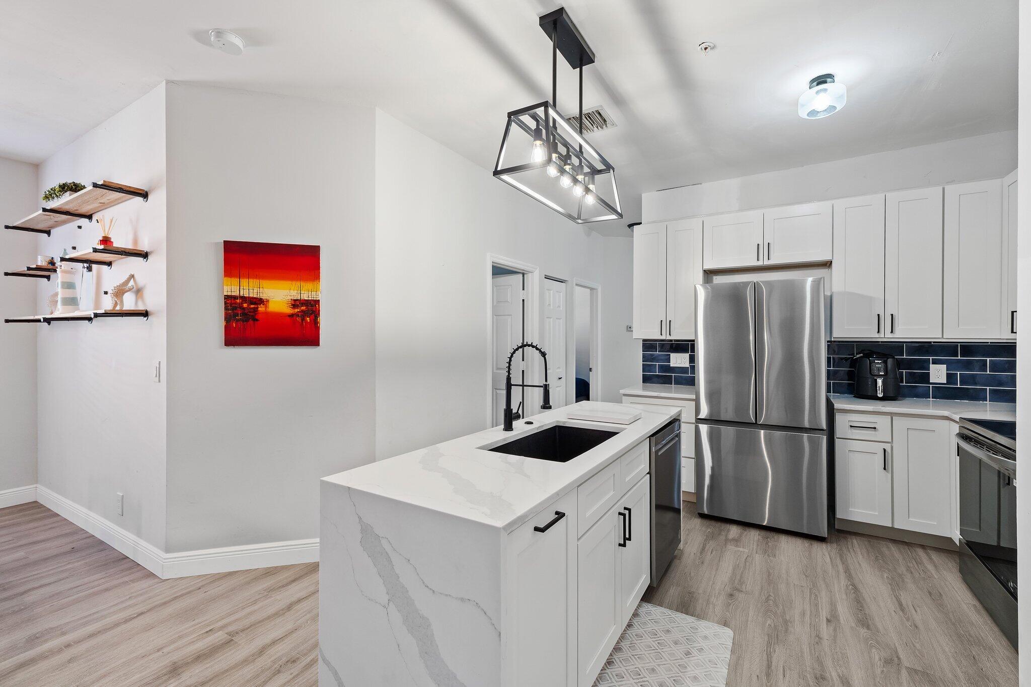 113 Lighthouse Circle H