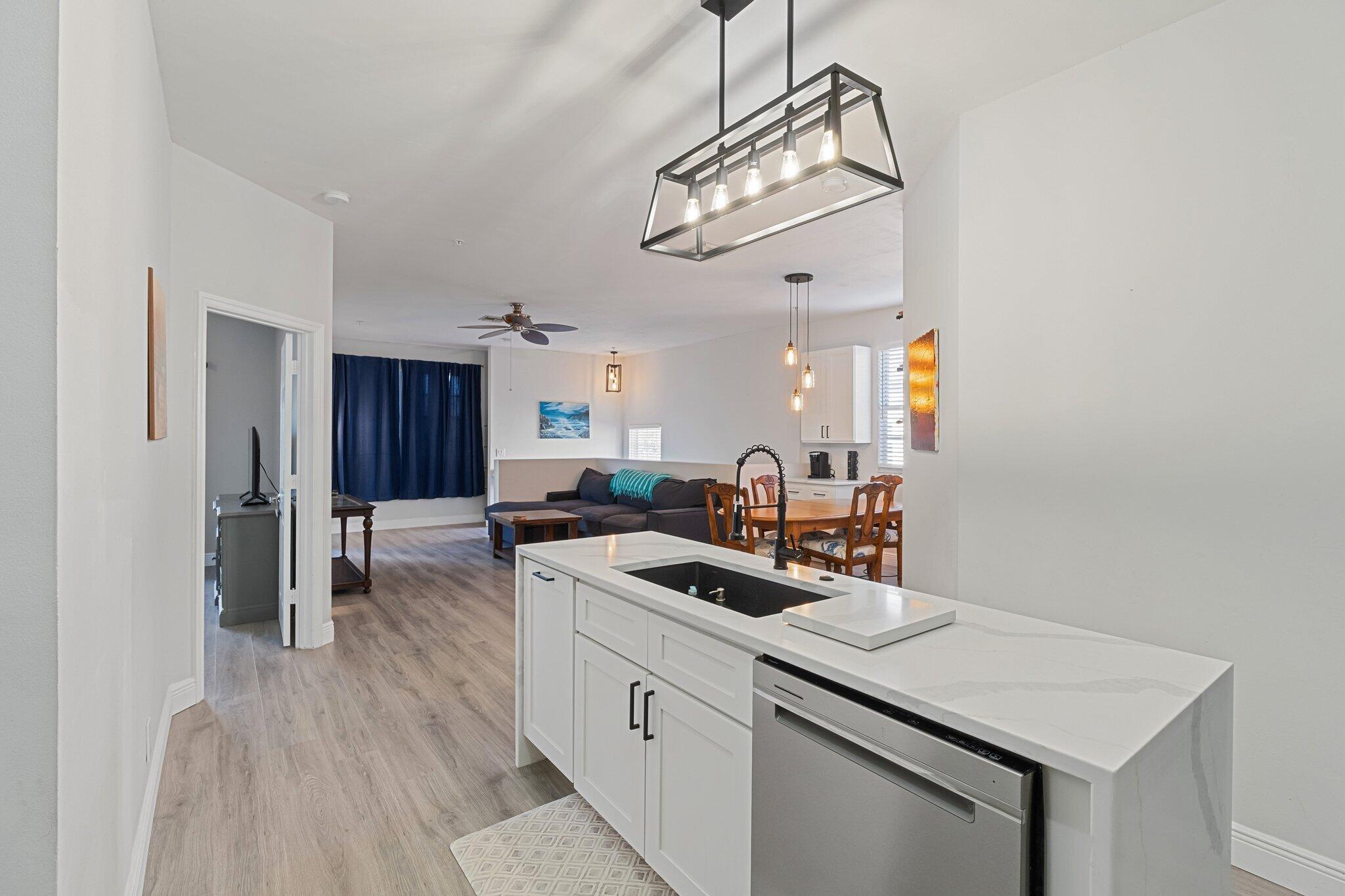 113 Lighthouse Circle H