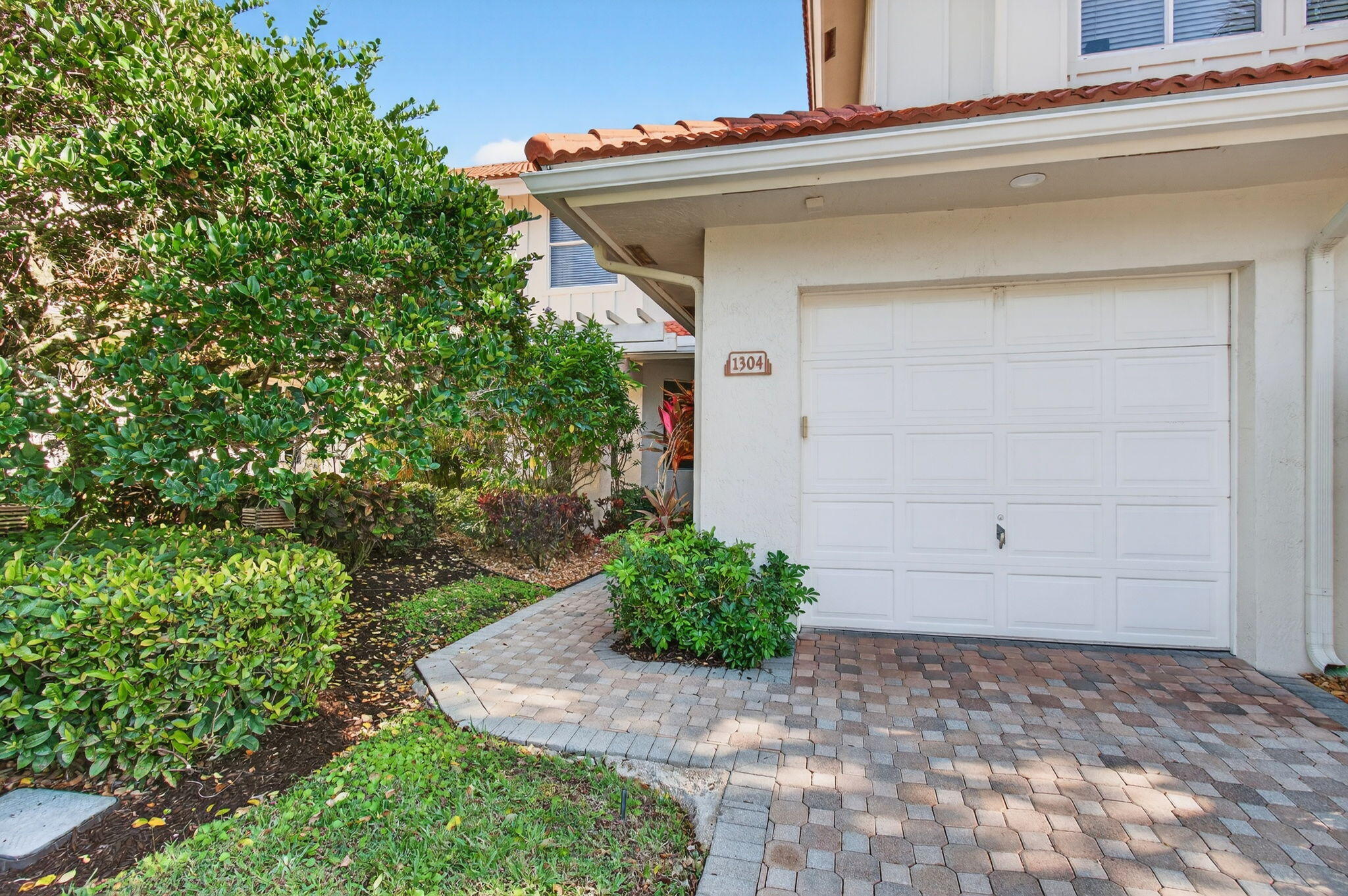 2512 Coco Plum Boulevard 1304