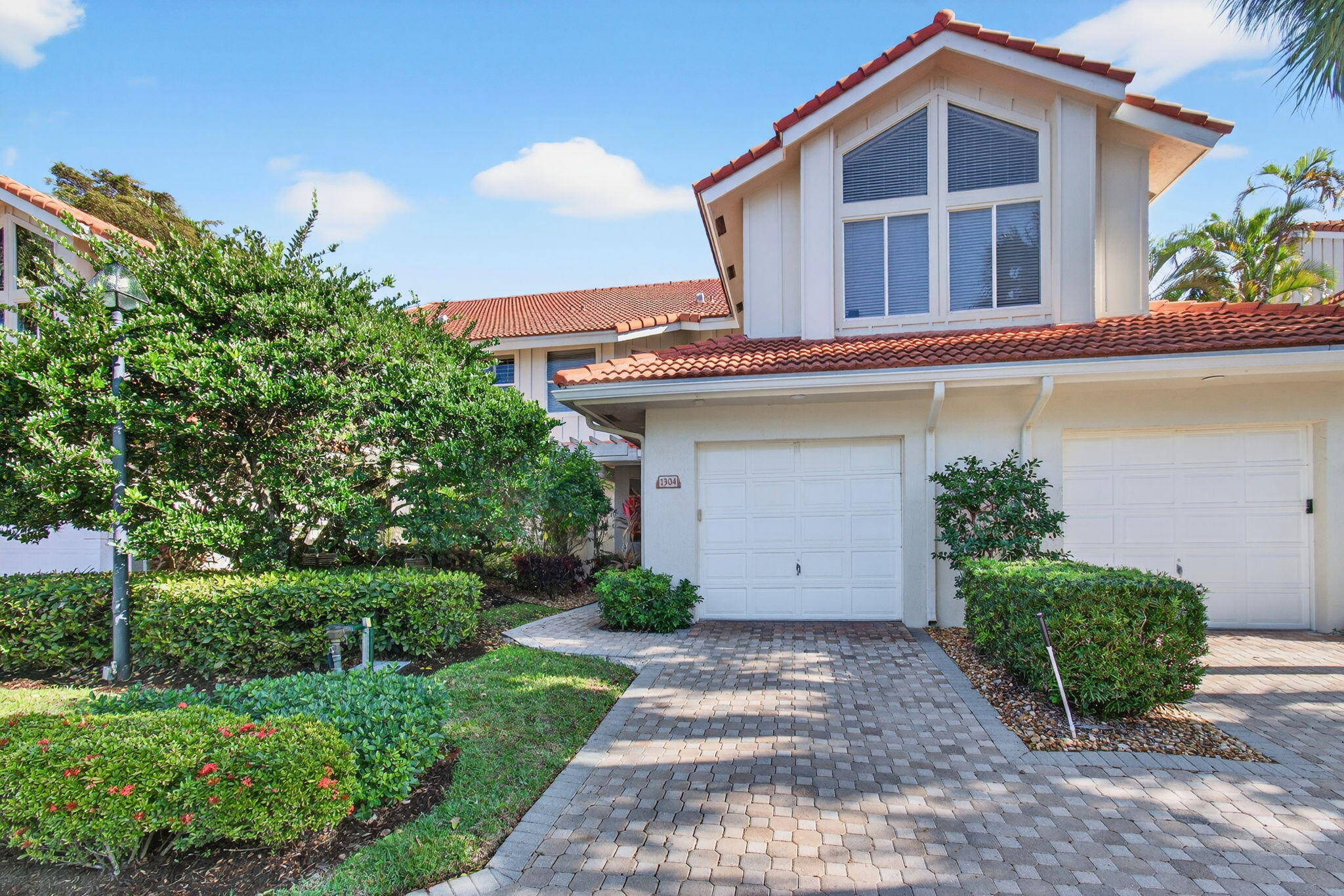 2512 Coco Plum Boulevard 1304