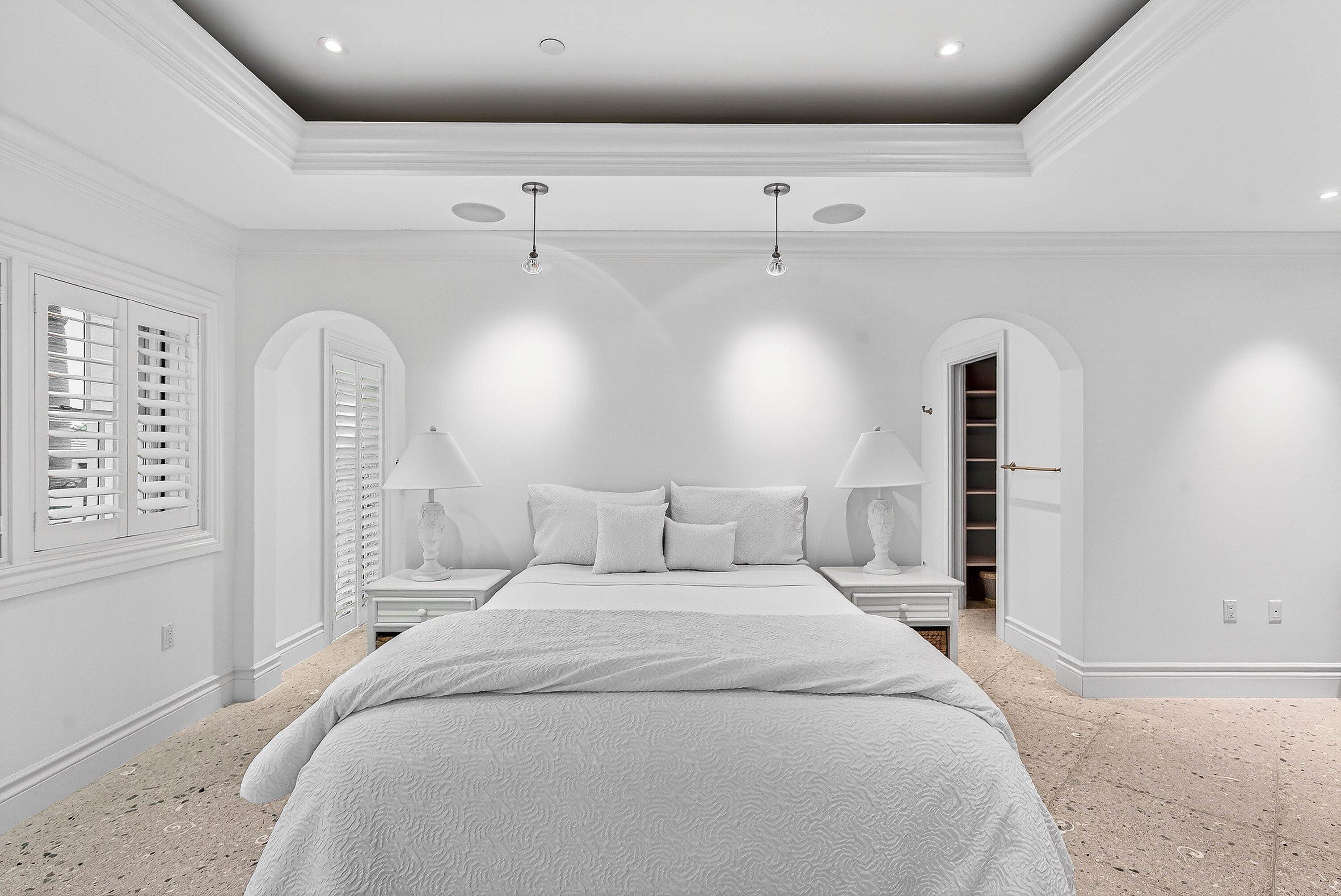 720 N Ocean Boulevard