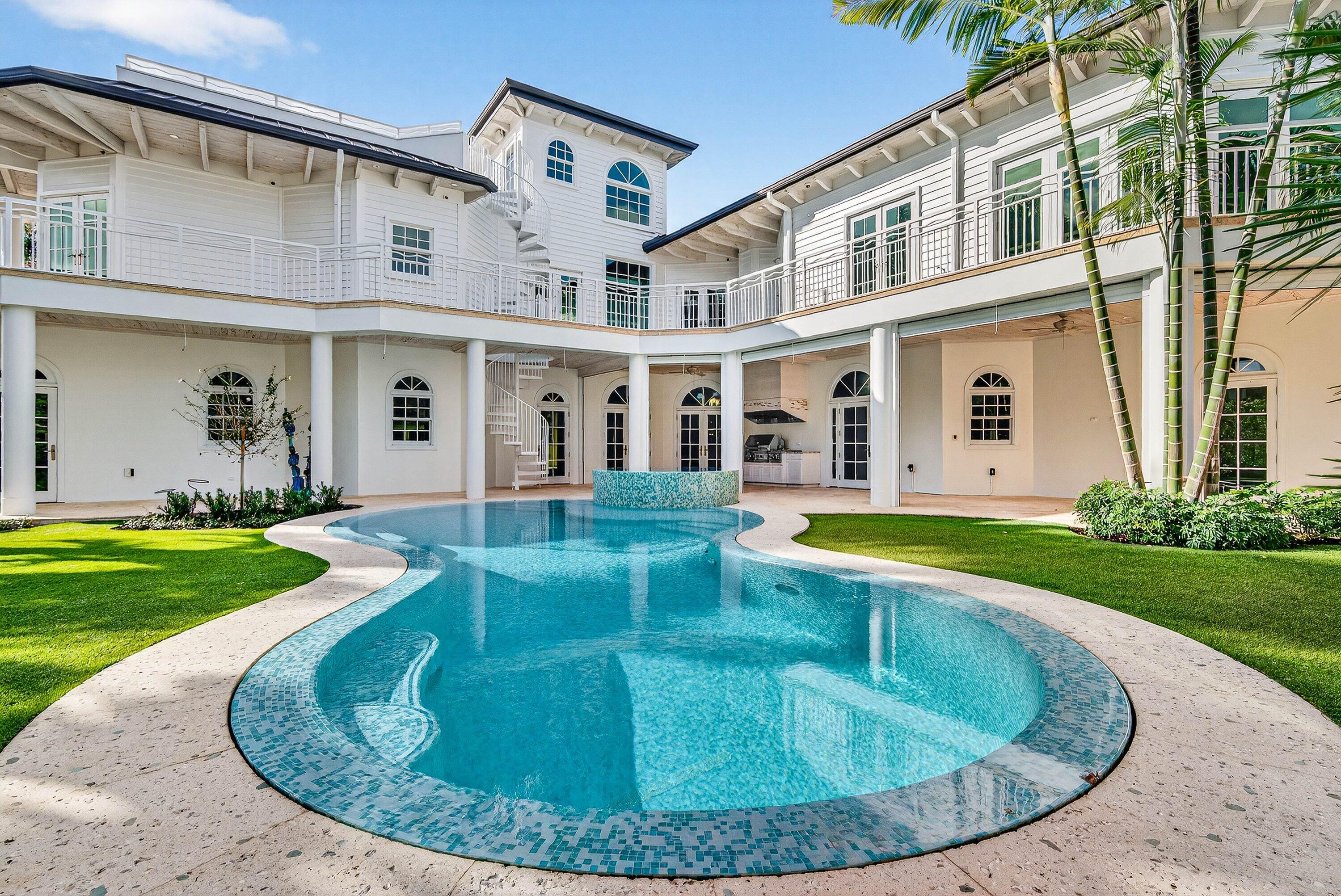 720 N Ocean Boulevard