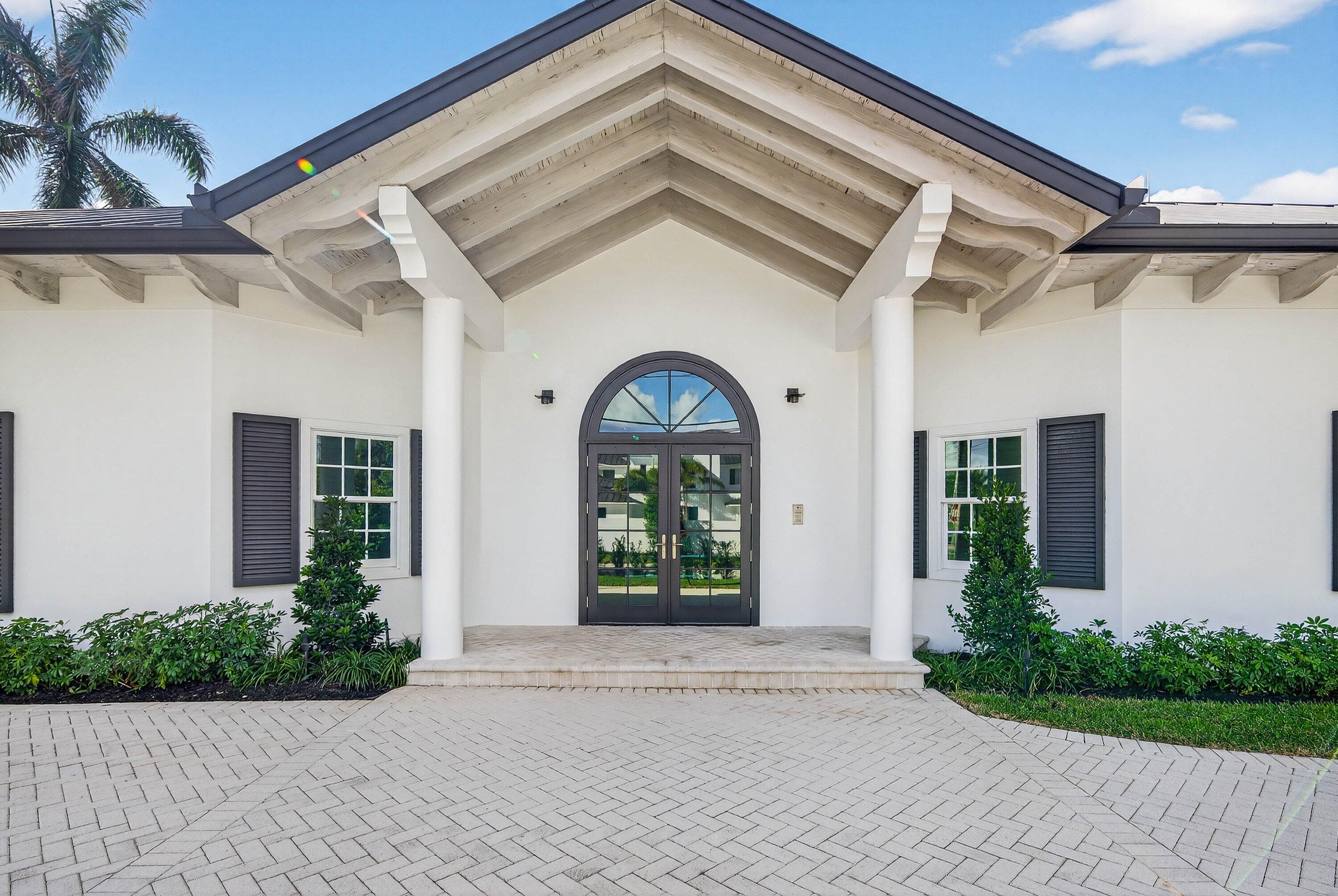 720 N Ocean Boulevard