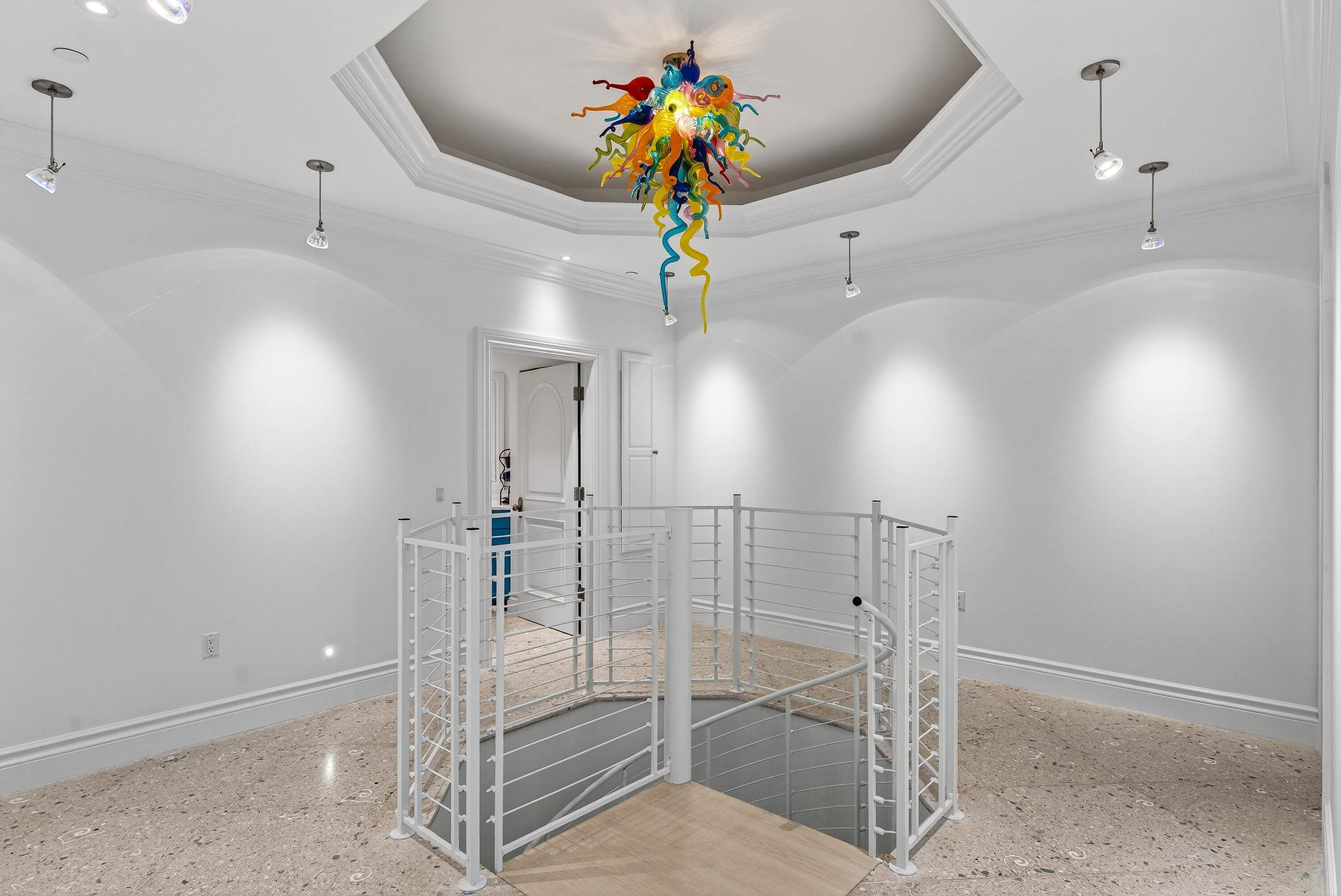 720 N Ocean Boulevard