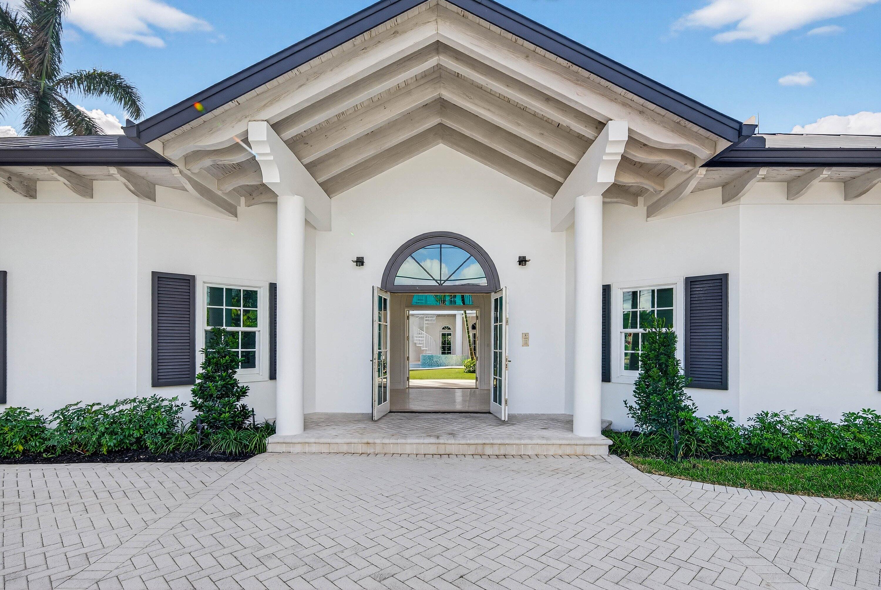 720 N Ocean Boulevard