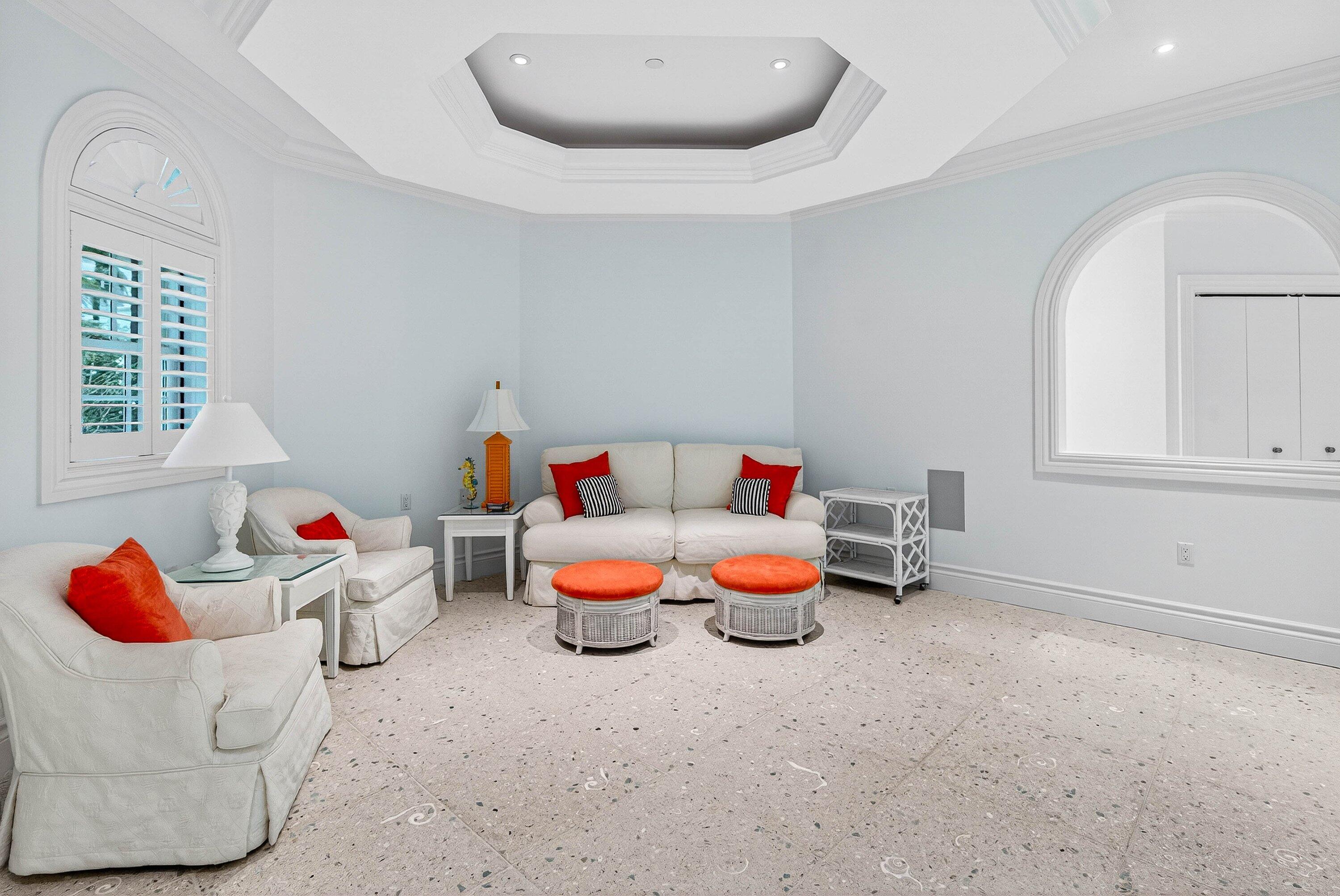 720 N Ocean Boulevard