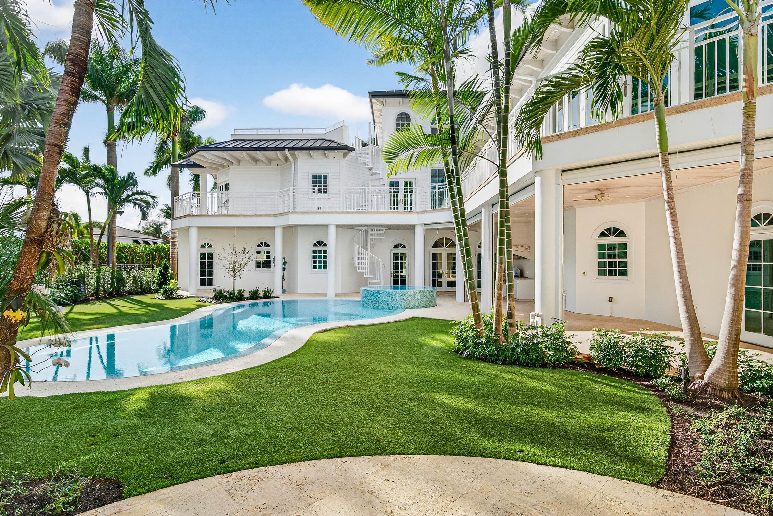 720 N Ocean Boulevard