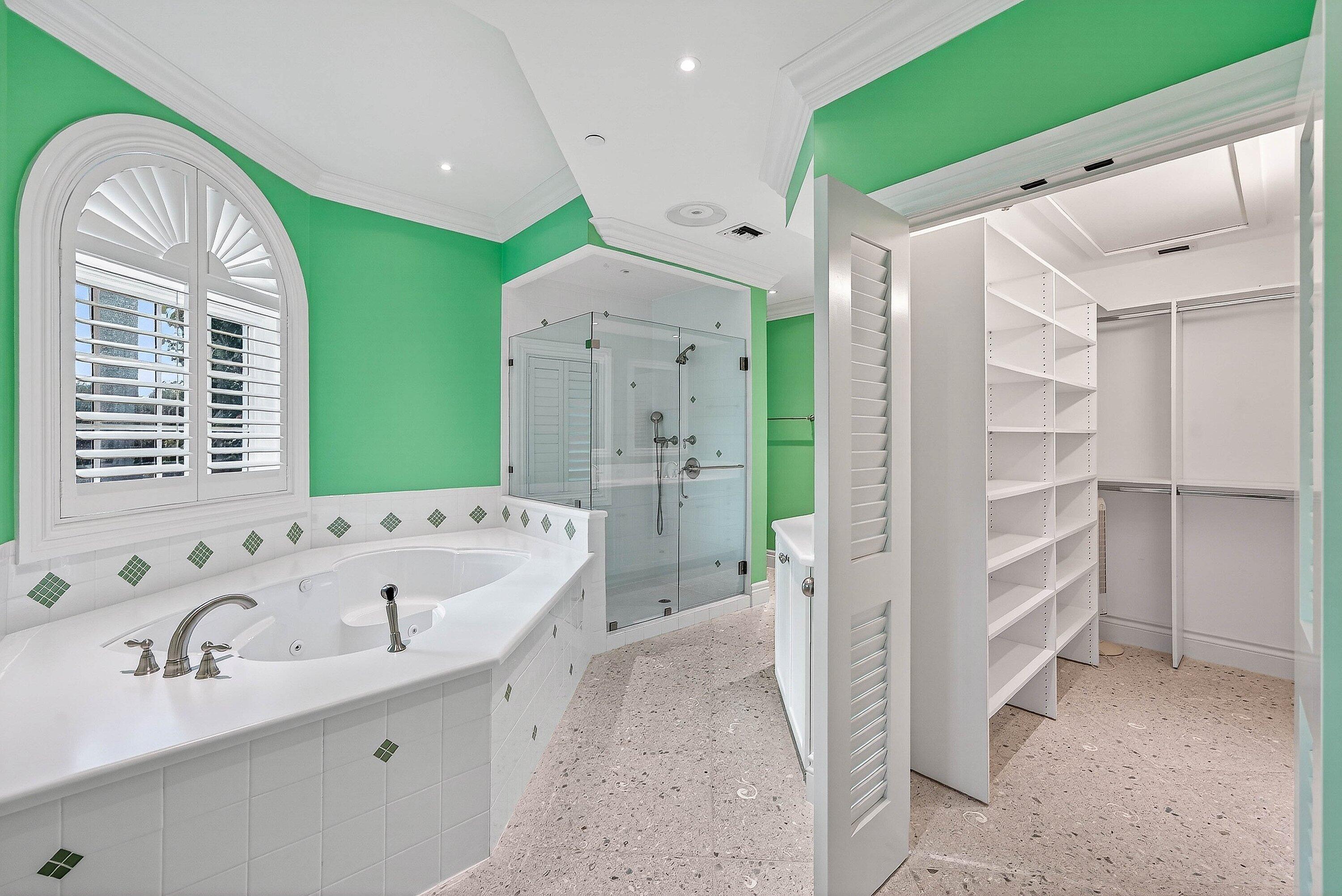 720 N Ocean Boulevard