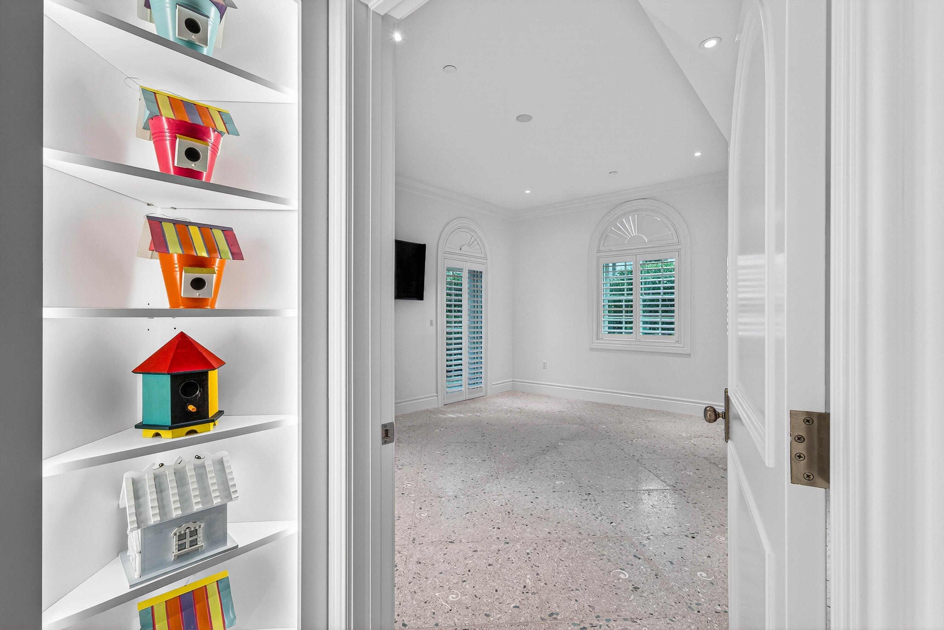 720 N Ocean Boulevard