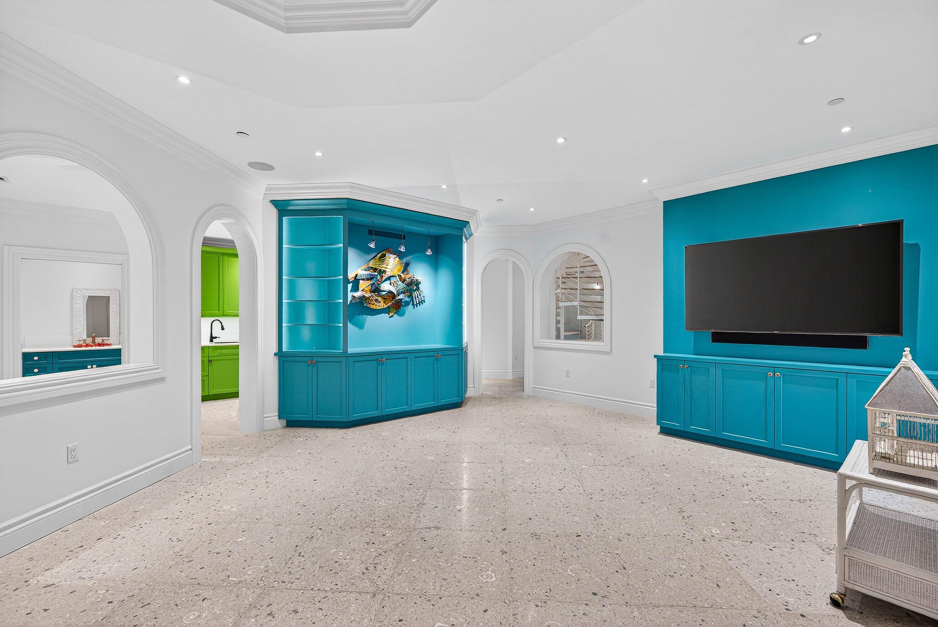 720 N Ocean Boulevard