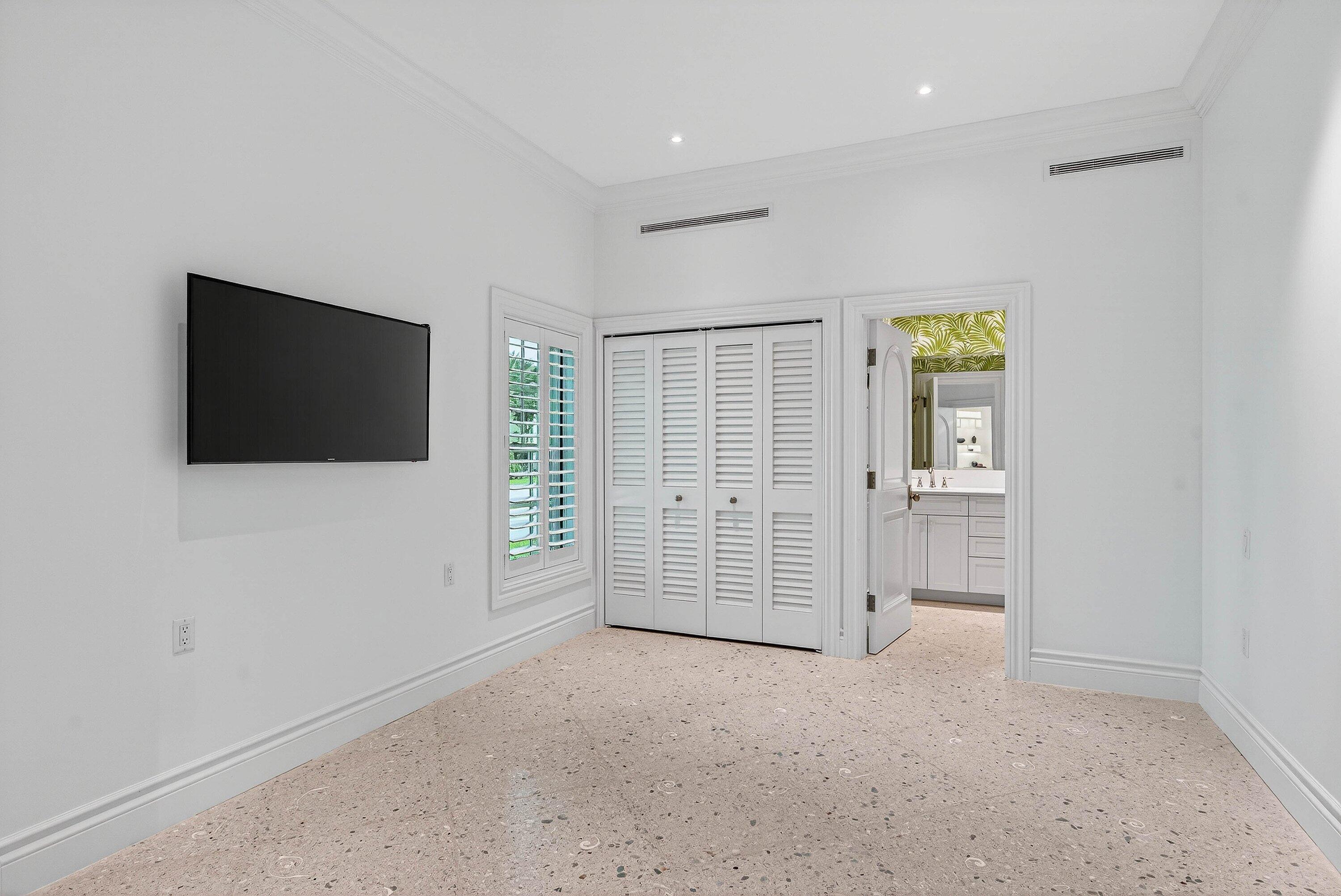 720 N Ocean Boulevard