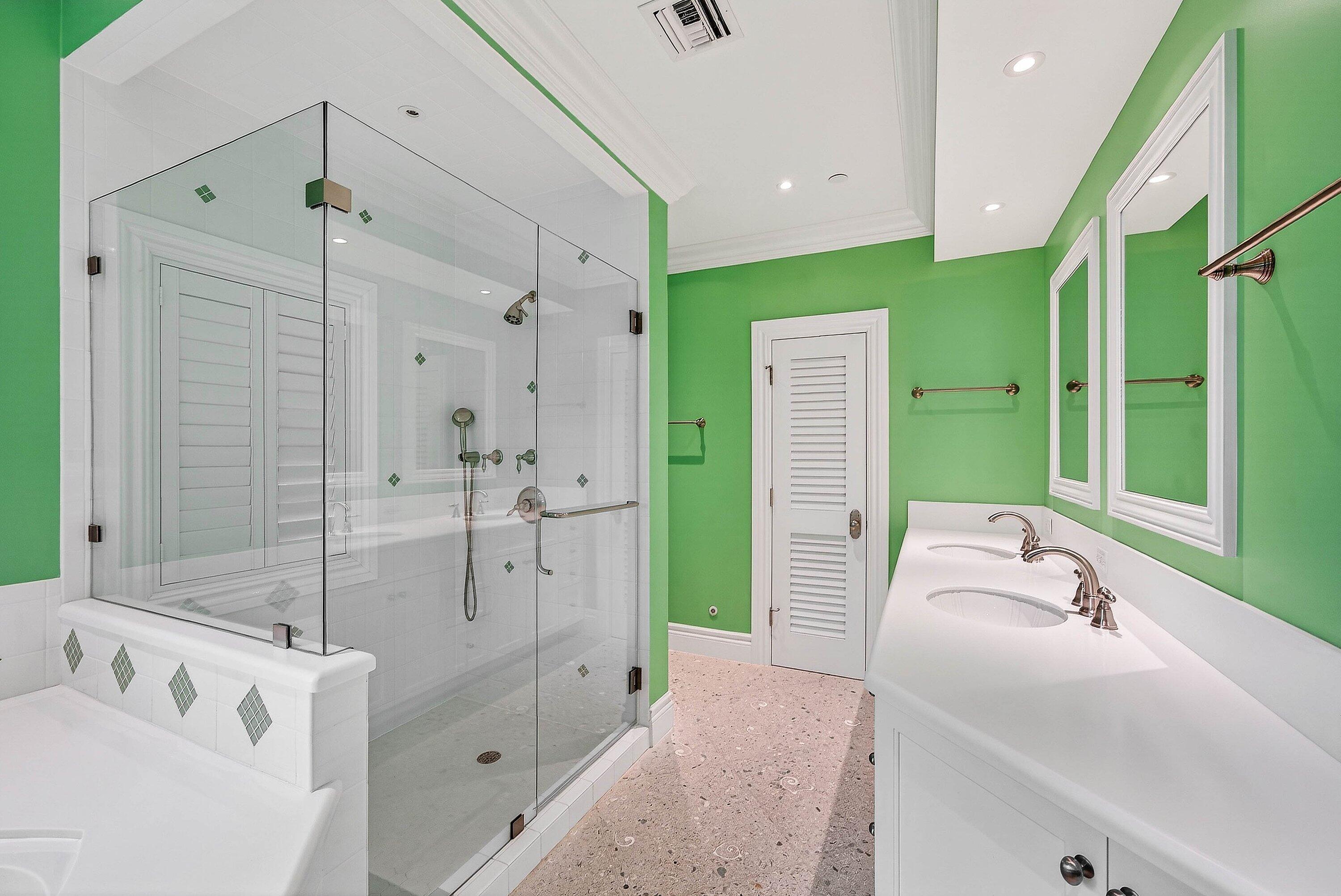 720 N Ocean Boulevard