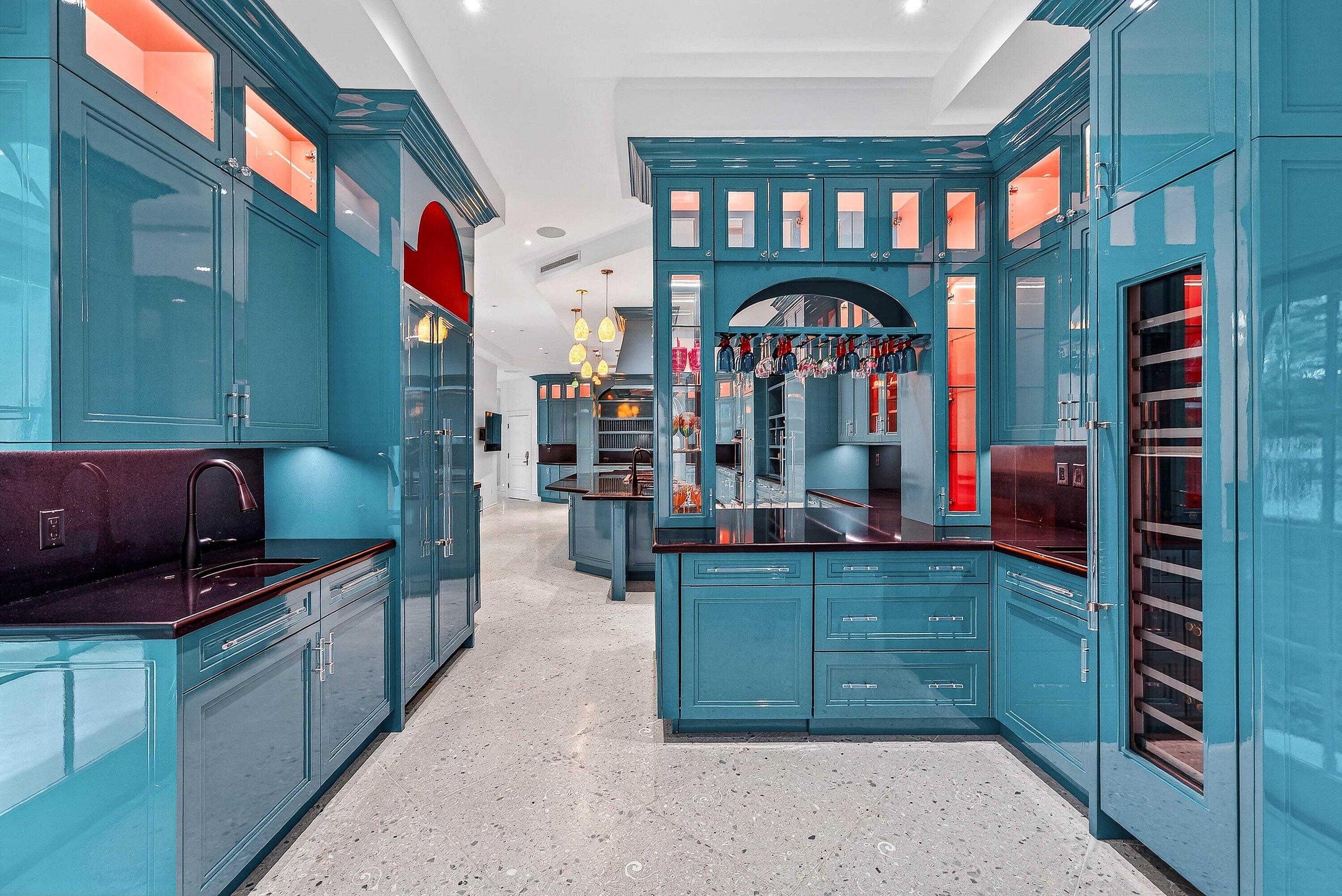 720 N Ocean Boulevard