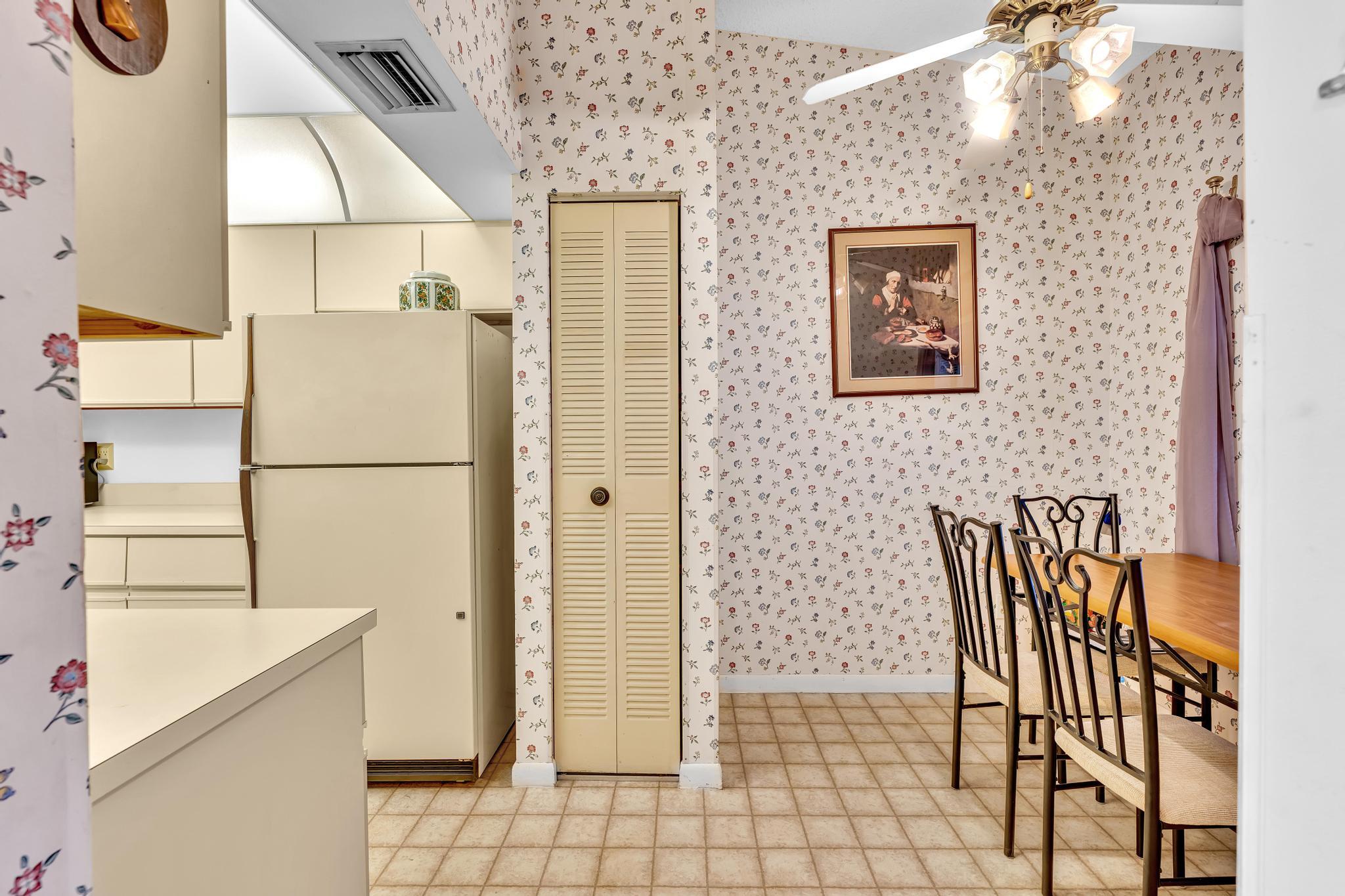3529 Englewood Drive 321