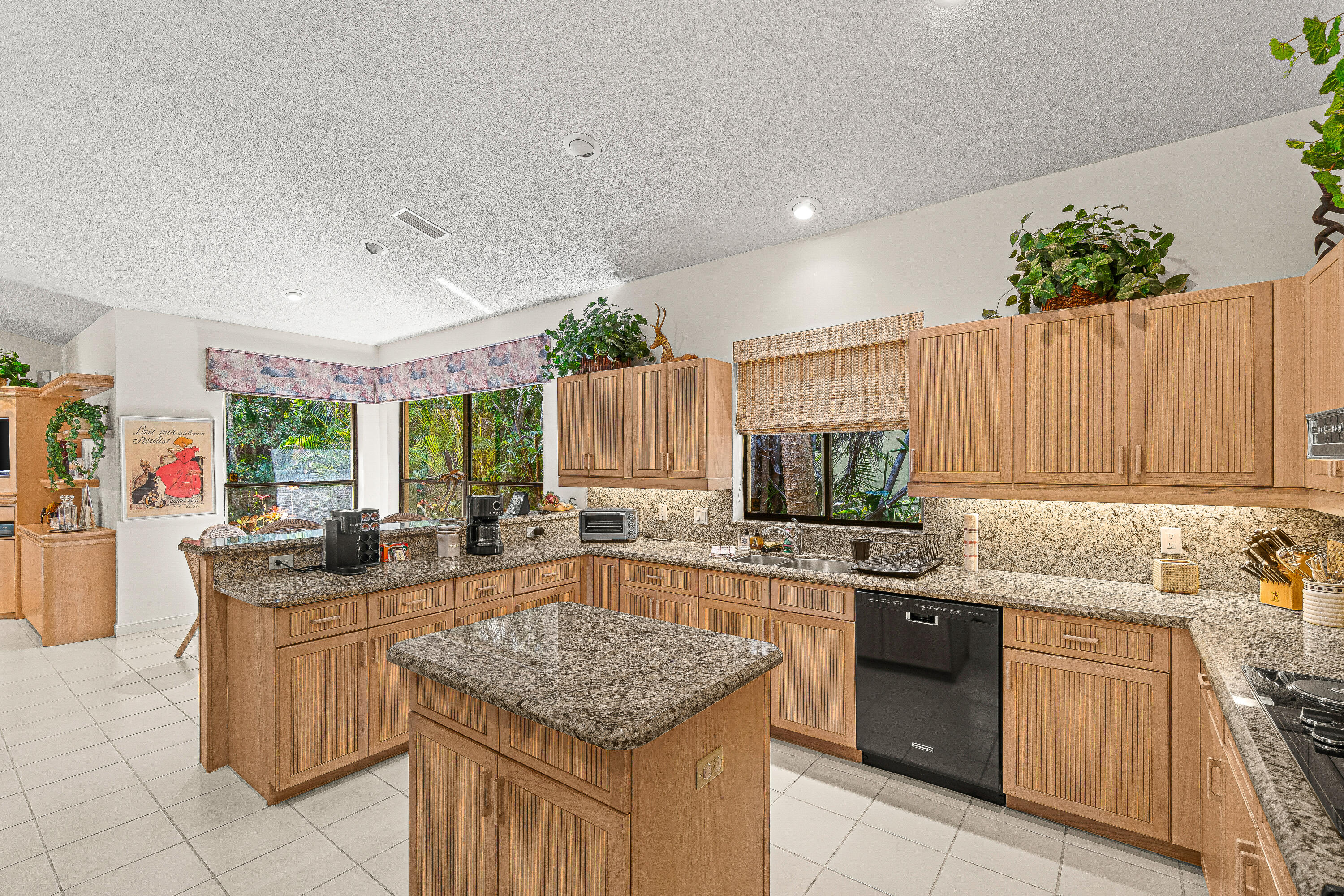 2250 NW 59th Street