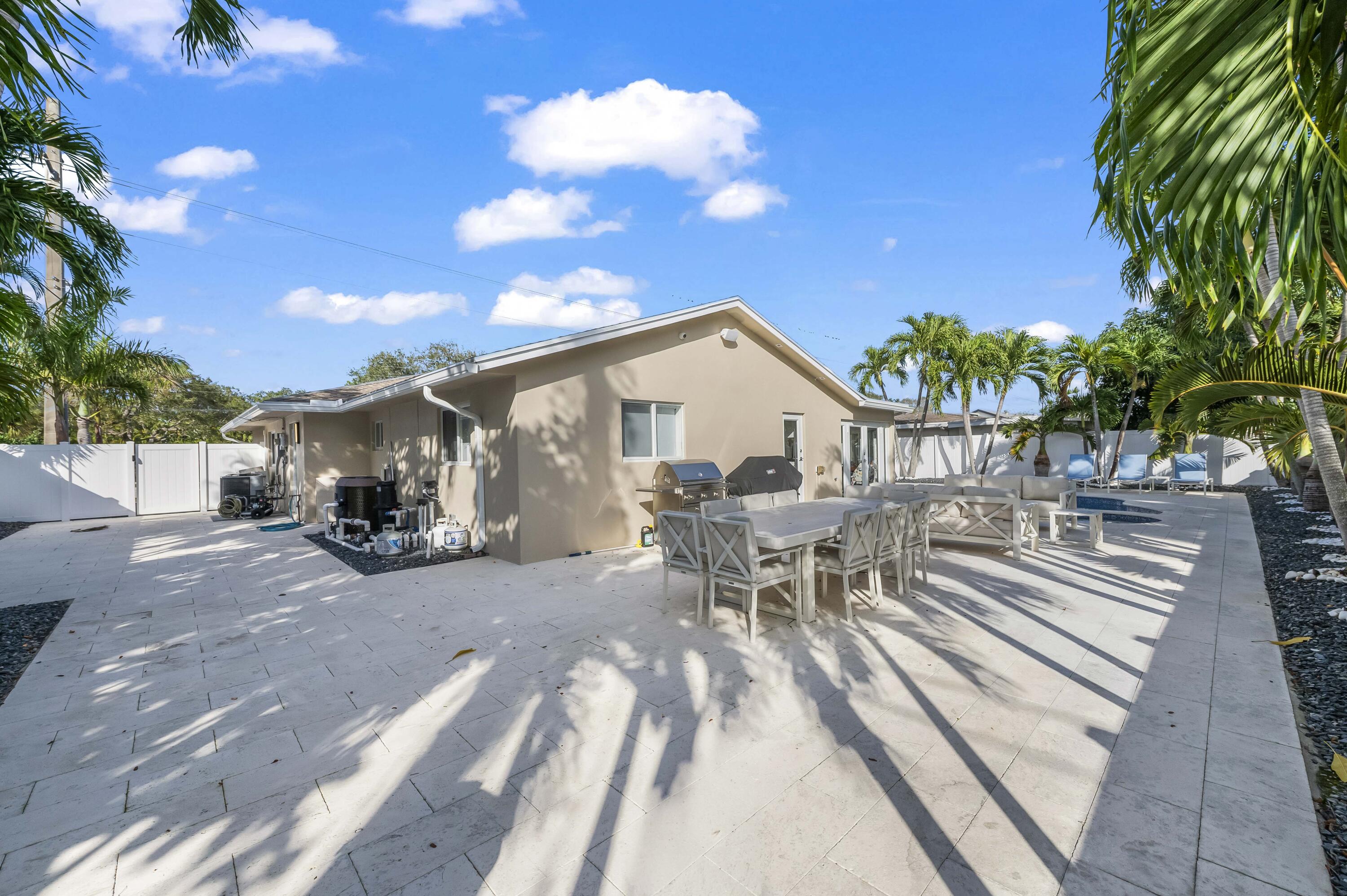 838 W Palmetto Park Road
