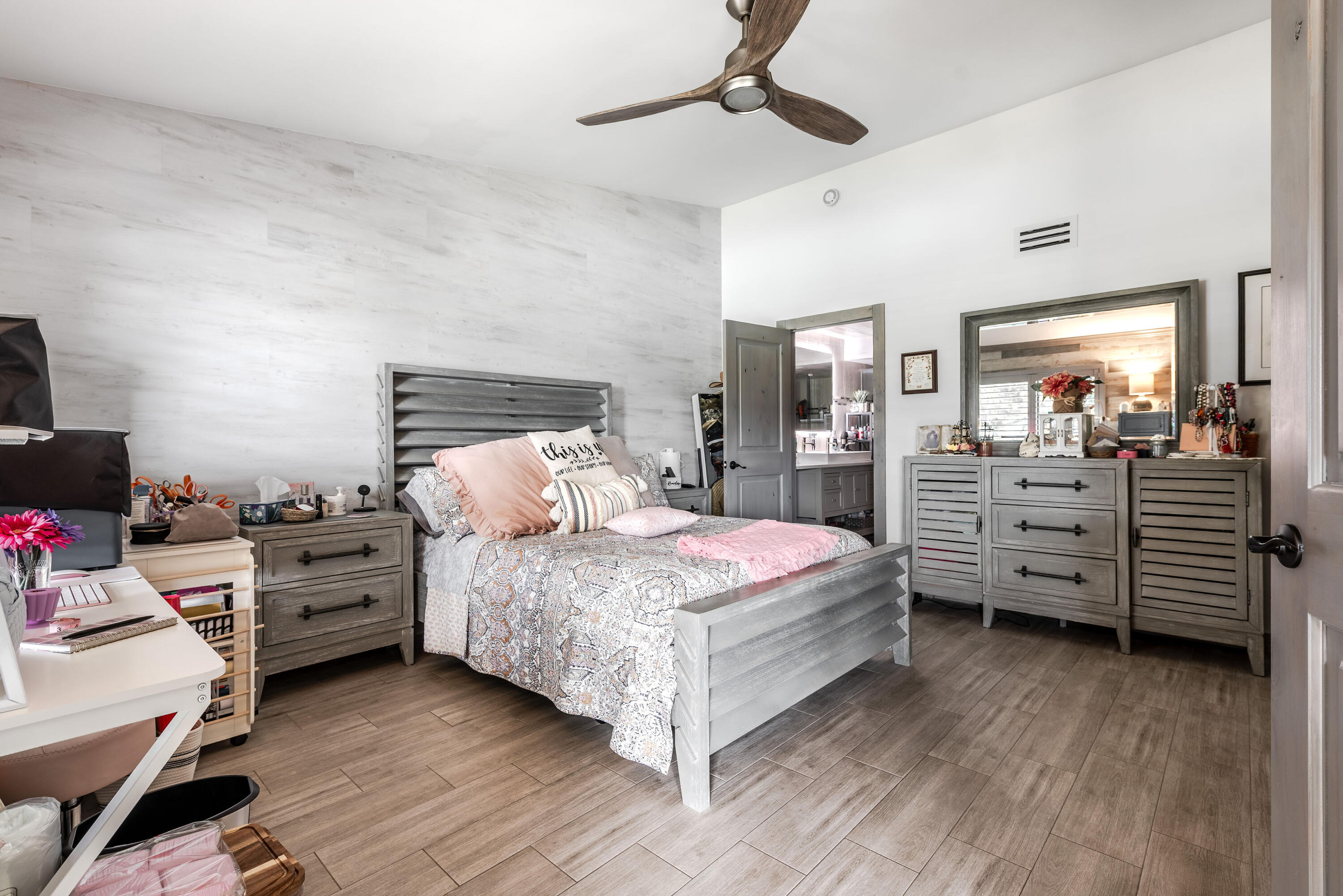 7418 Victory Lane 9805