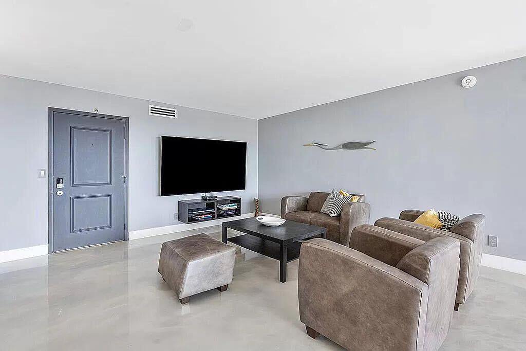 3200 S Ocean Boulevard C303