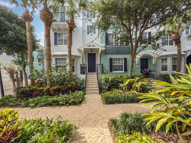 381 W Mallory Circle