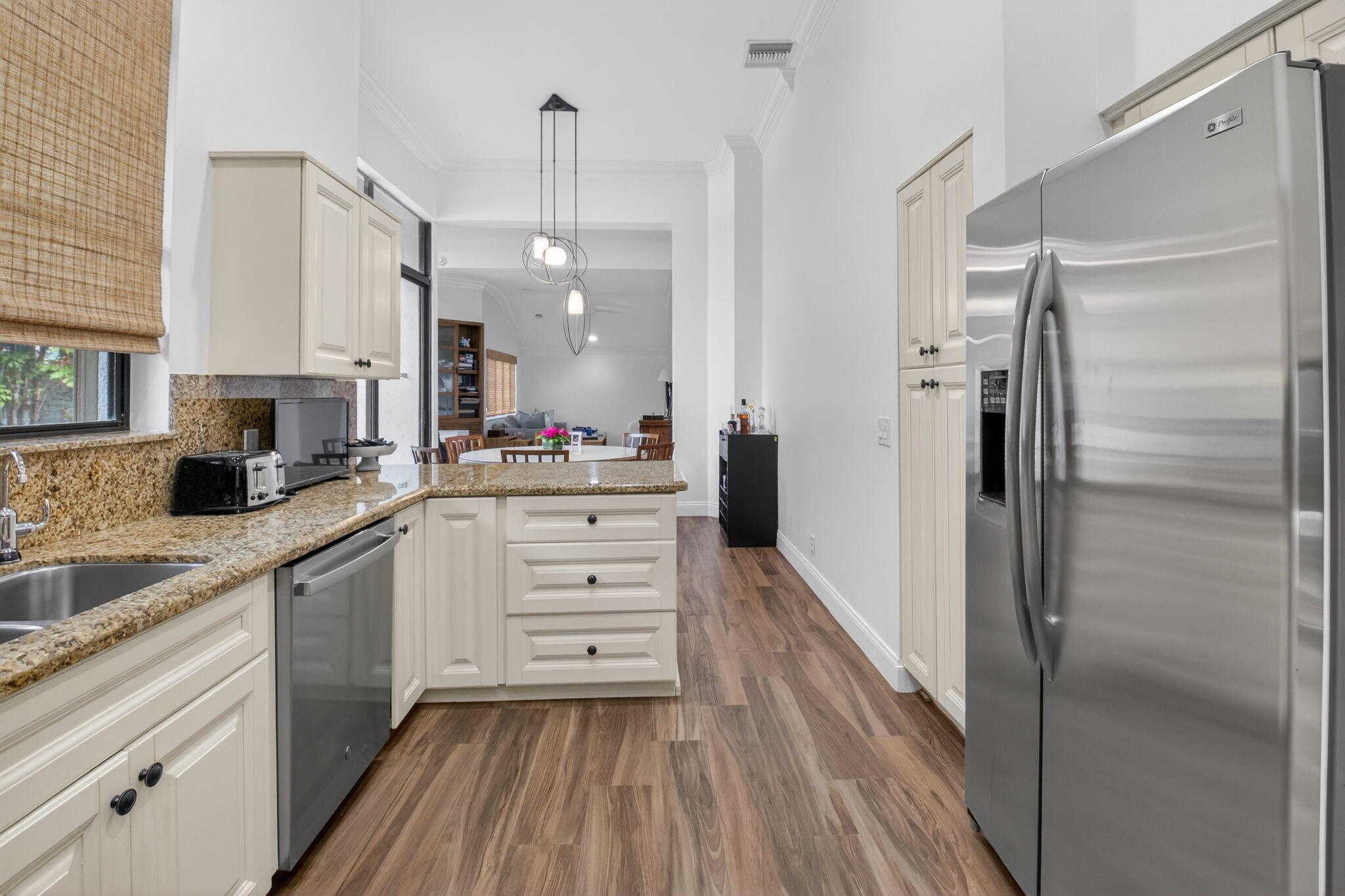 2437 NW 64th Street