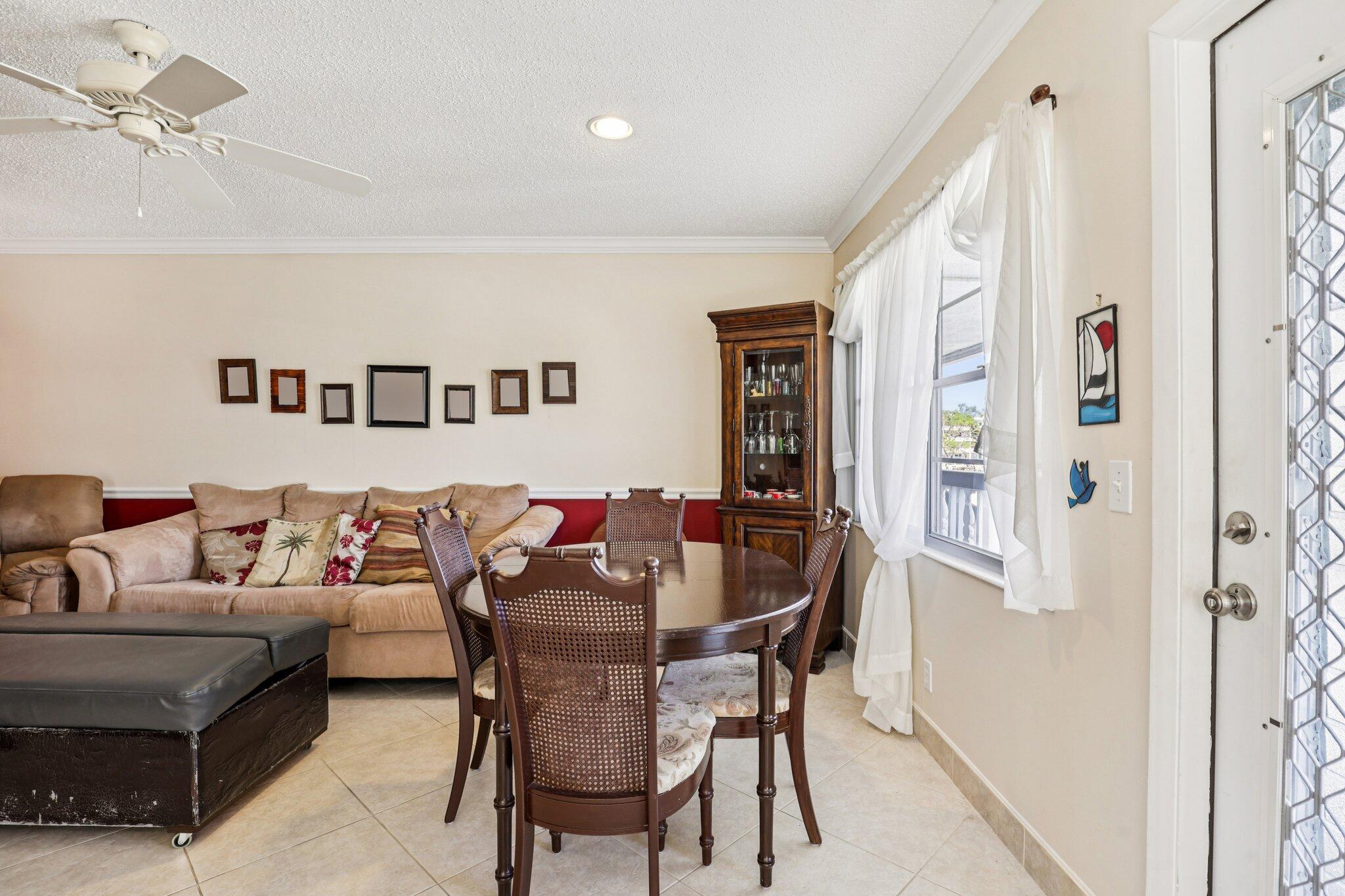 104 Oakridge H