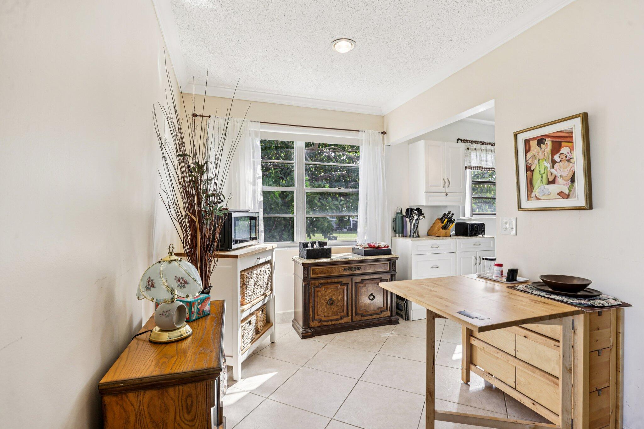 104 Oakridge H