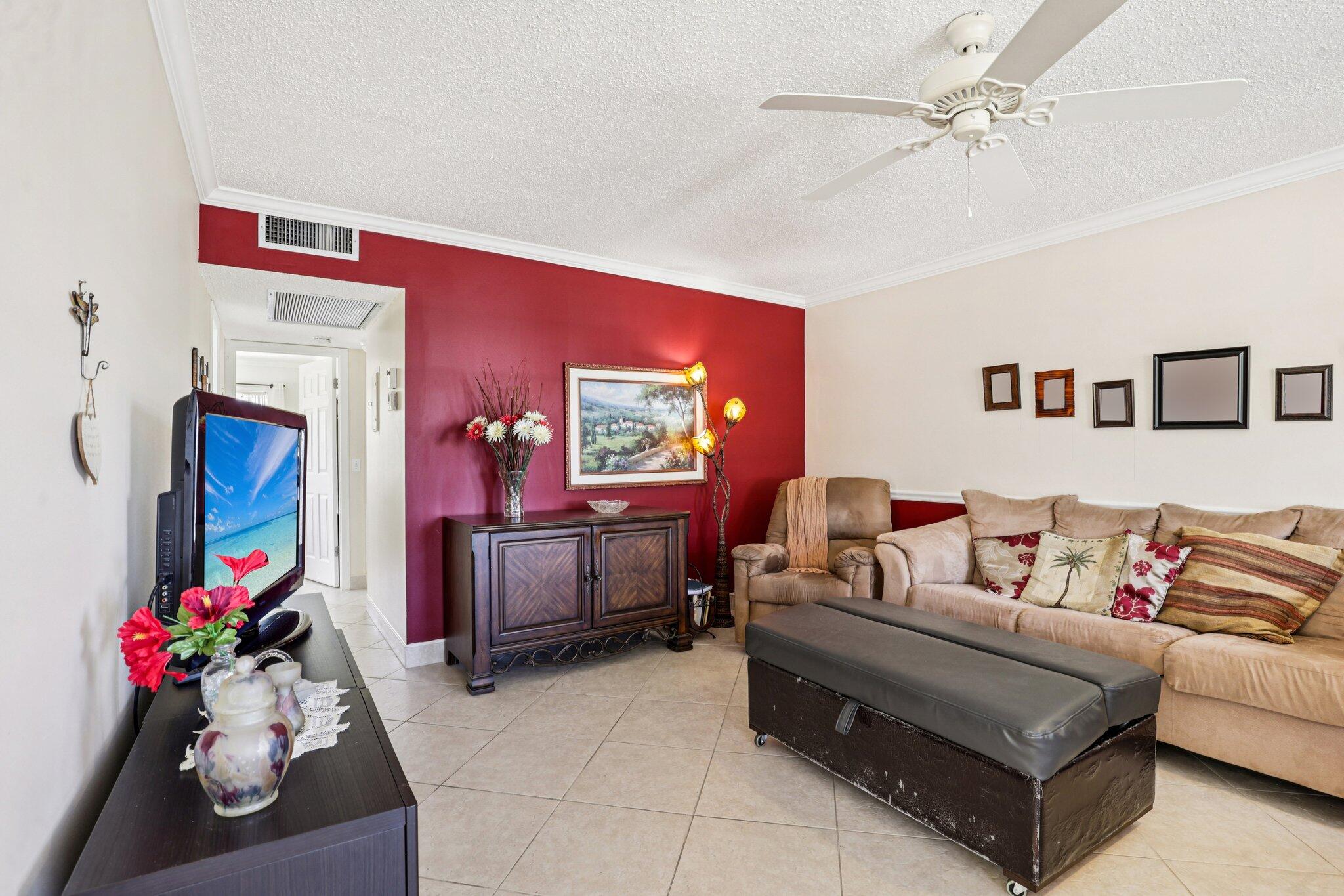 104 Oakridge H