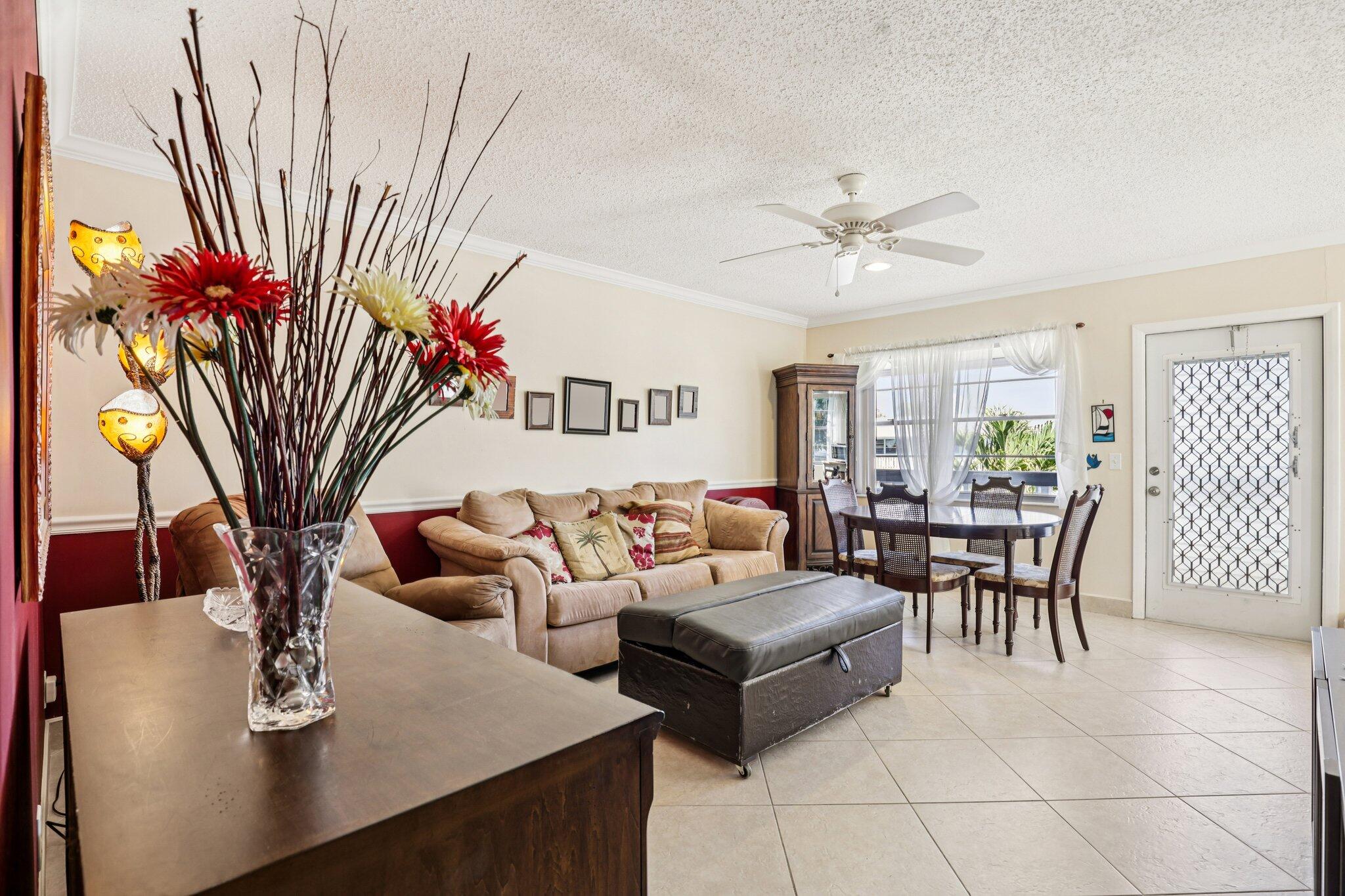 104 Oakridge H