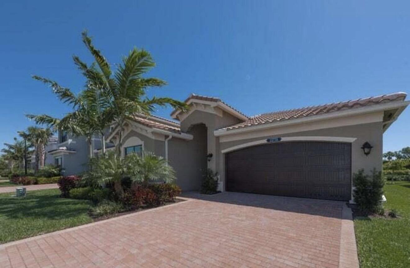 13778 Imperial Topaz Trail