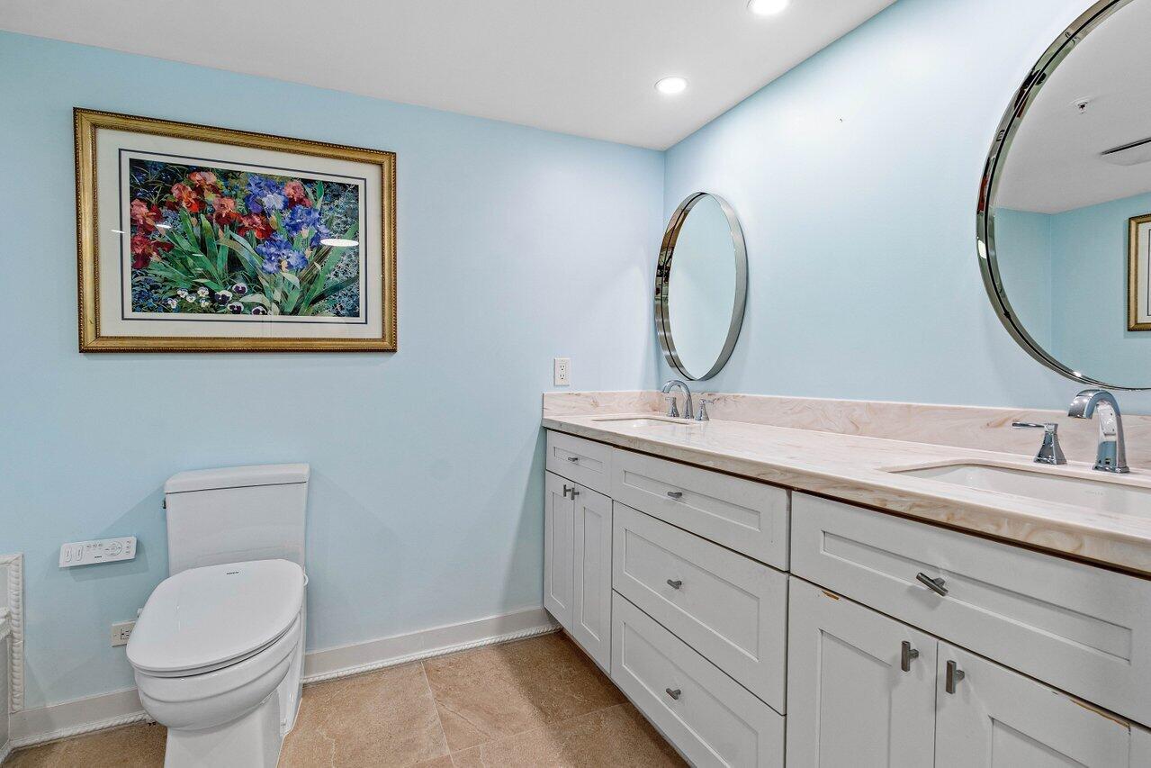 2450 Presidential Way 607