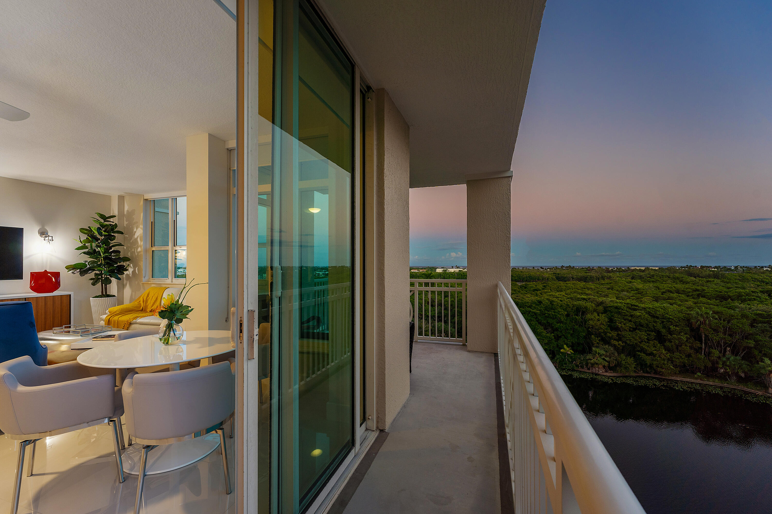 450 N Federal Highway 711