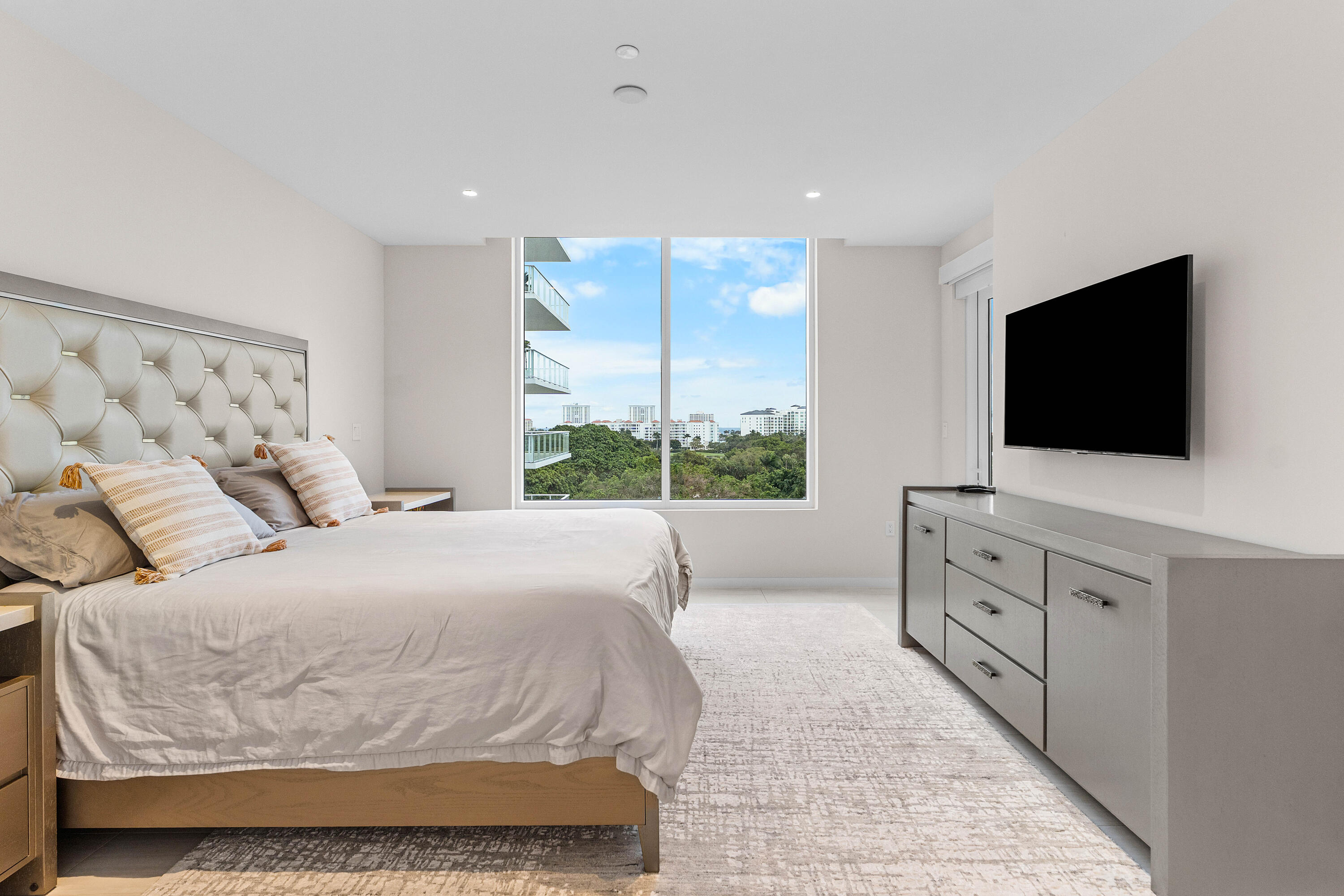 200 SE Mizner Boulevard 707