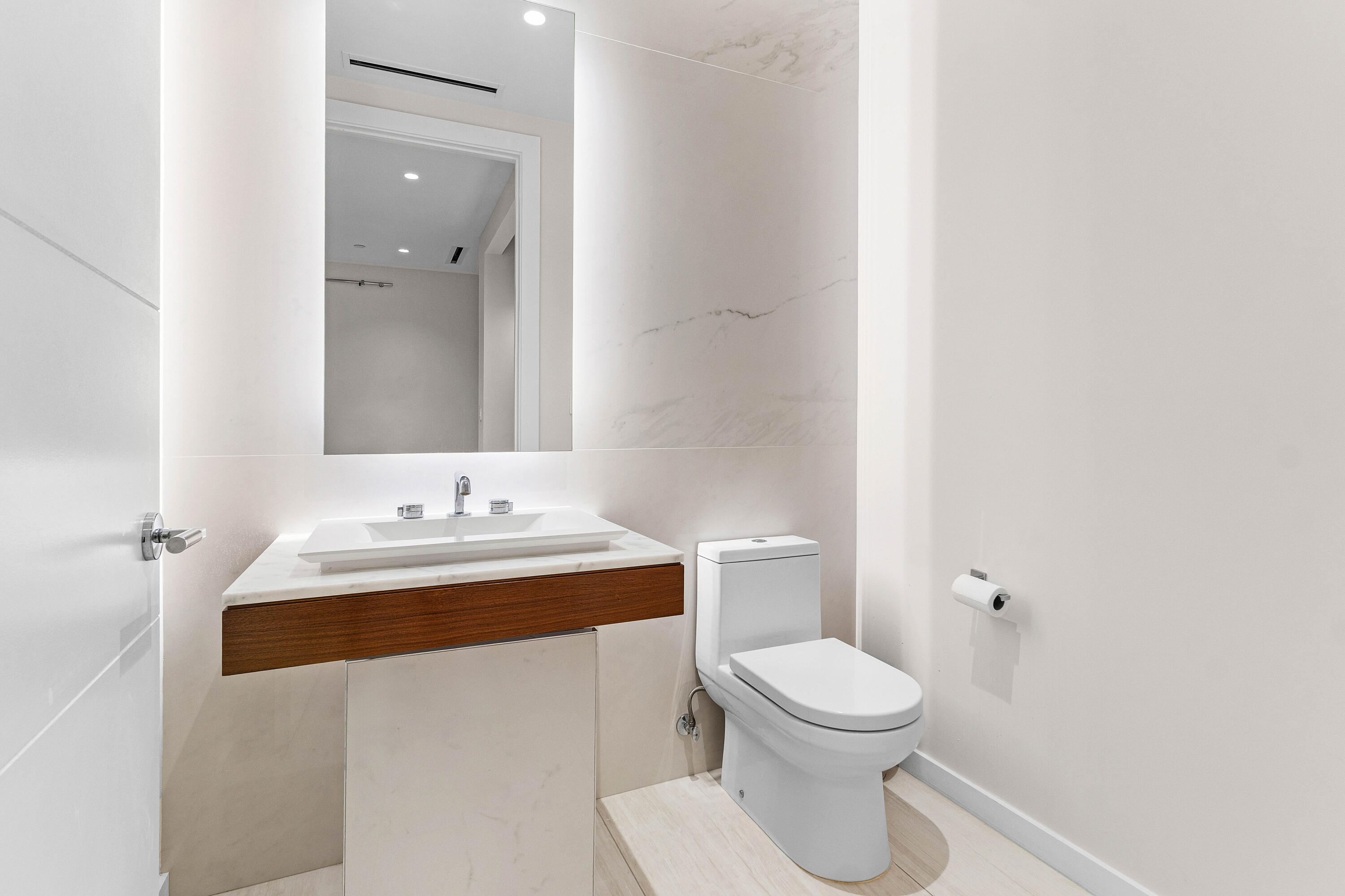 200 SE Mizner Boulevard 707