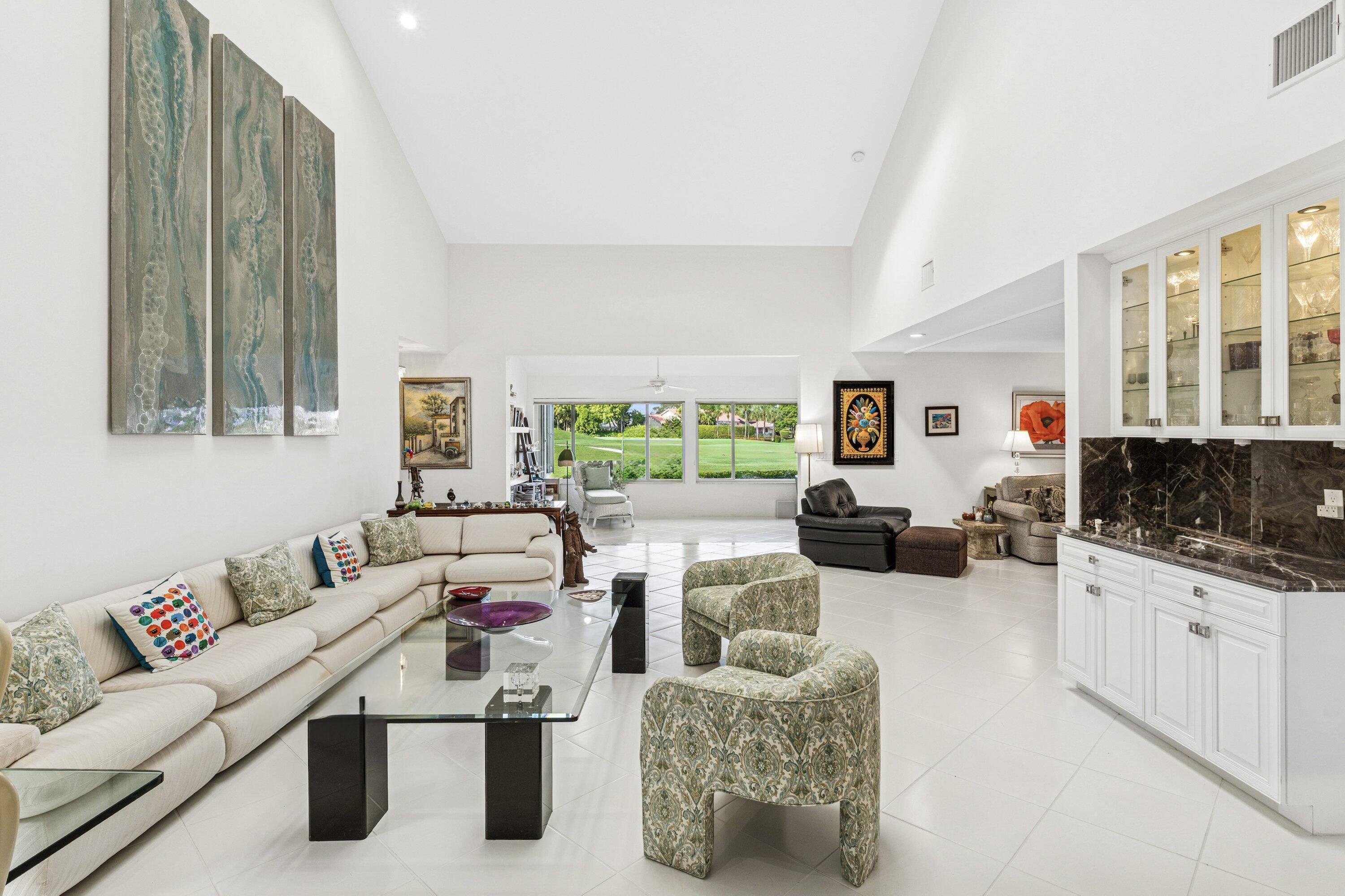 71 Windsor Circle