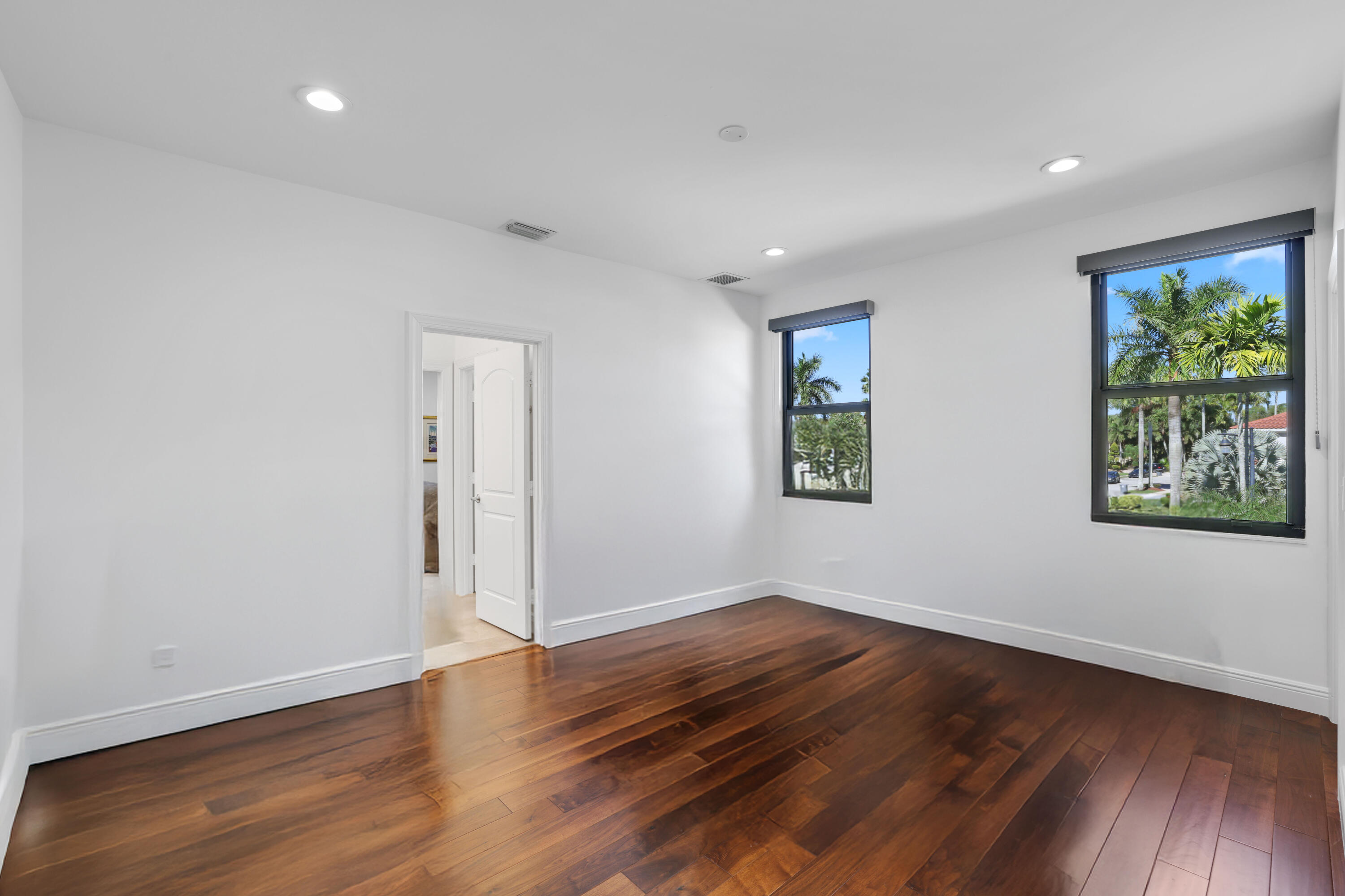 15934 Laurel Creek Drive