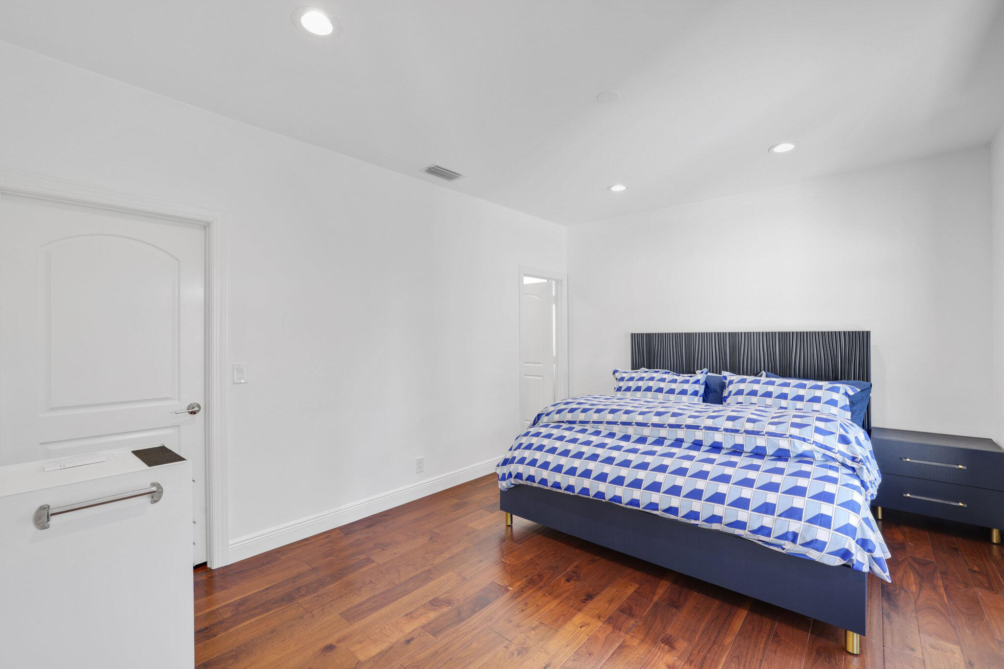 15934 Laurel Creek Drive