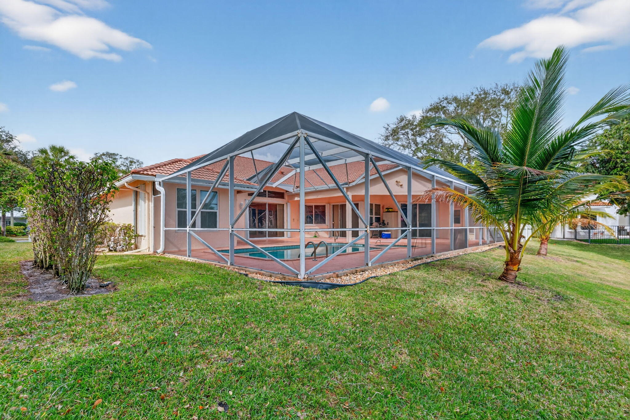 2946 Sabalwood Court