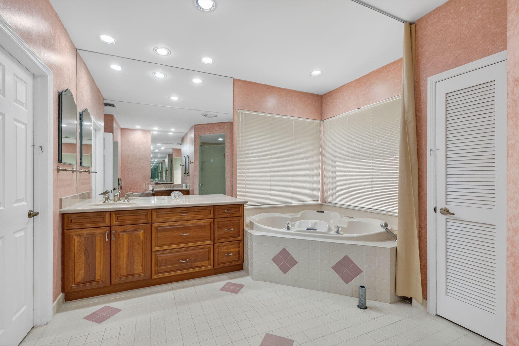 2946 Sabalwood Court