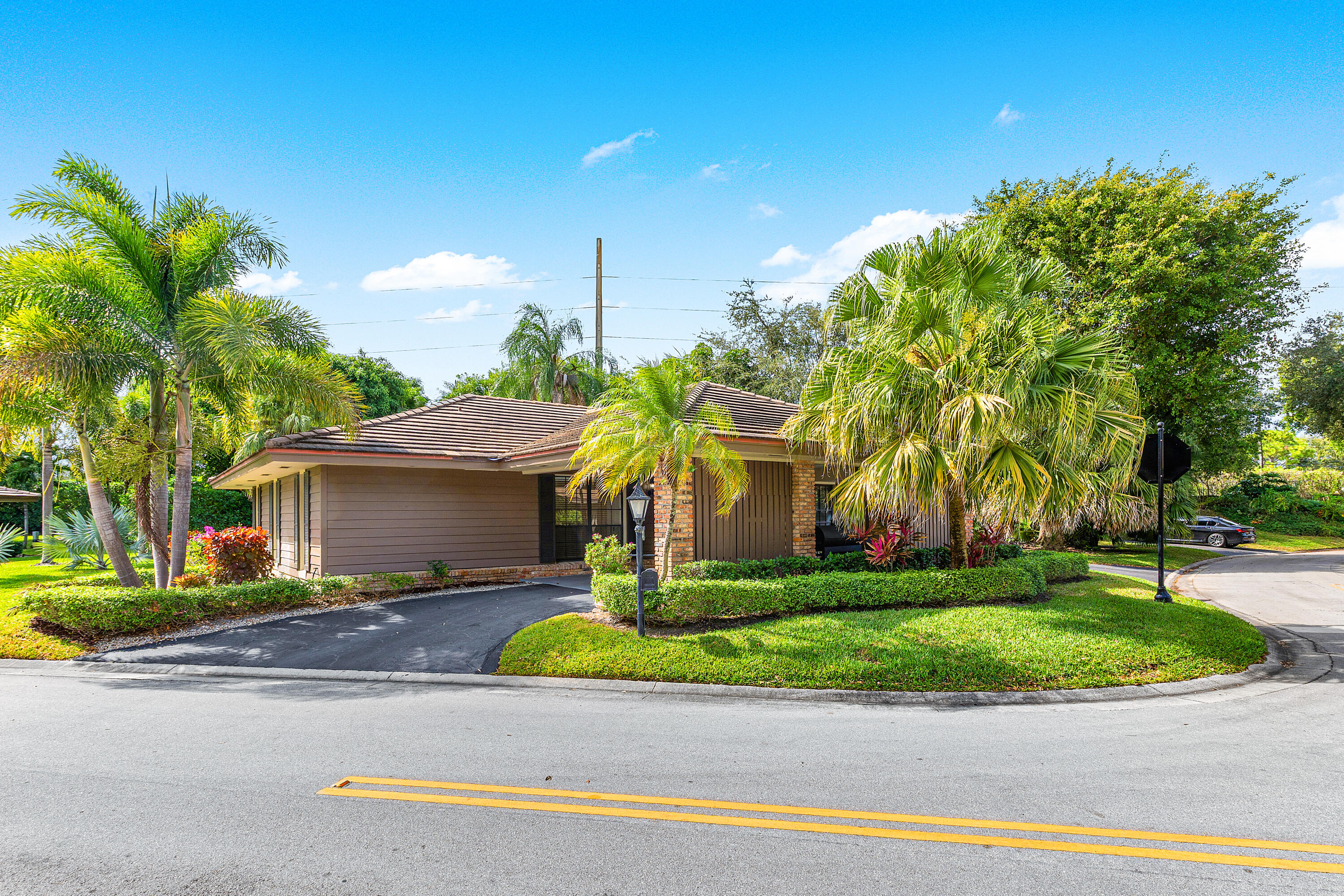 609 Cypress Key Drive