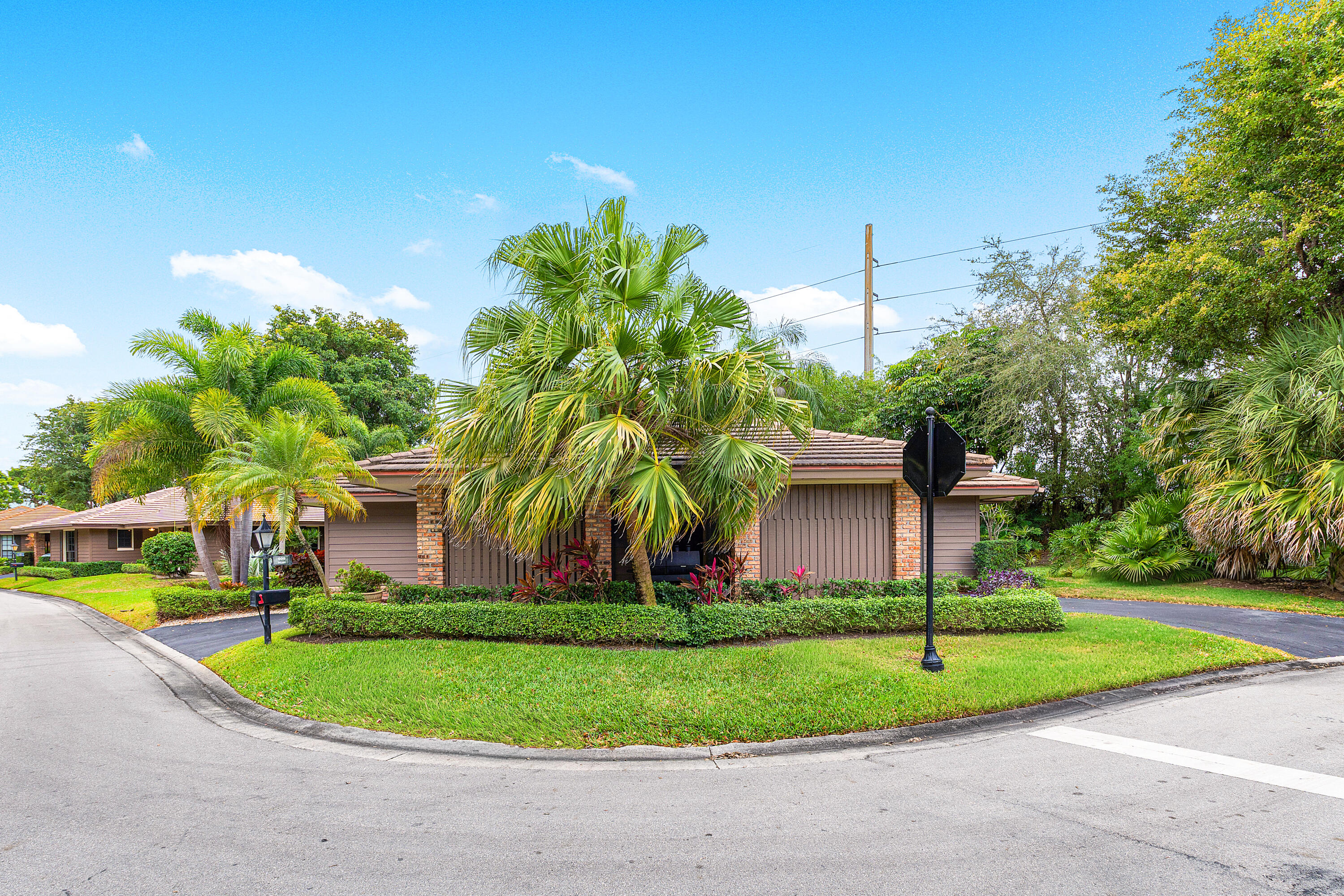 609 Cypress Key Drive
