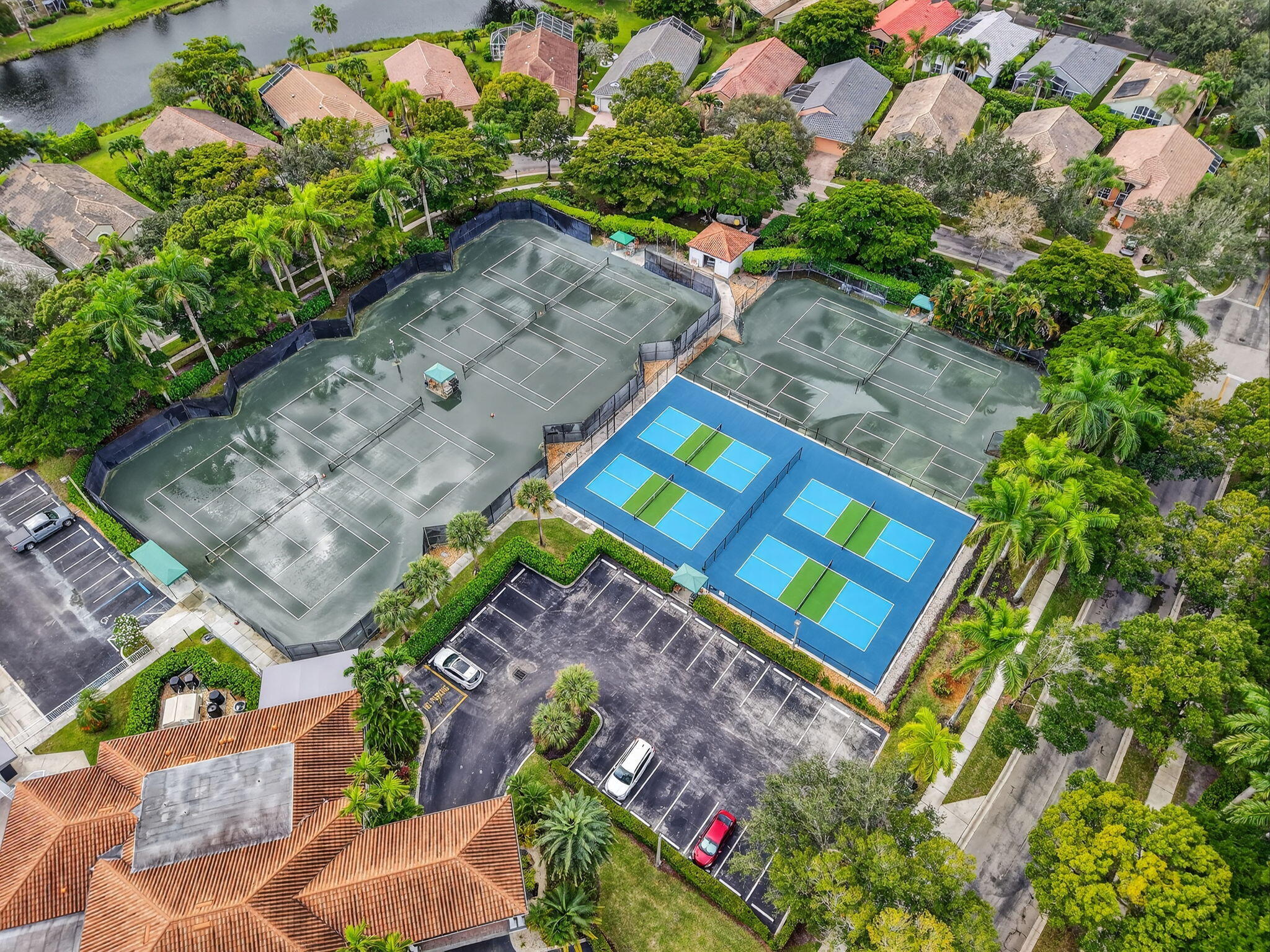 6032 Rossmoor Lakes Court