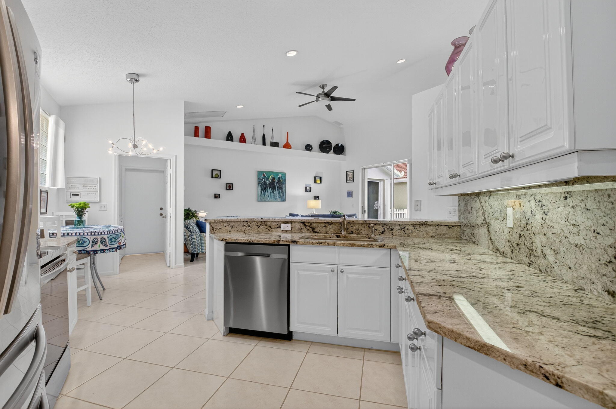 6032 Rossmoor Lakes Court