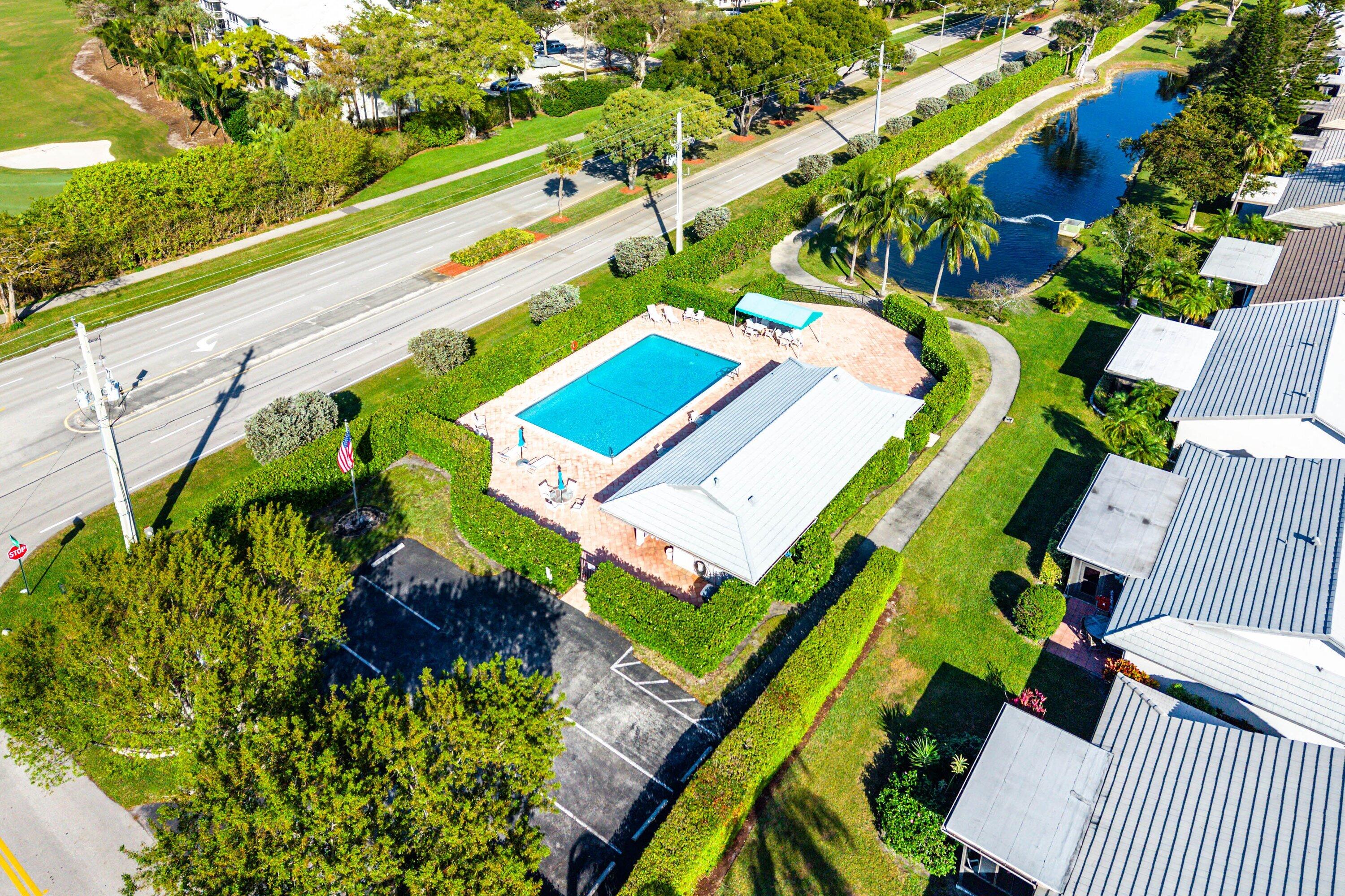 6426 Casabella Lane