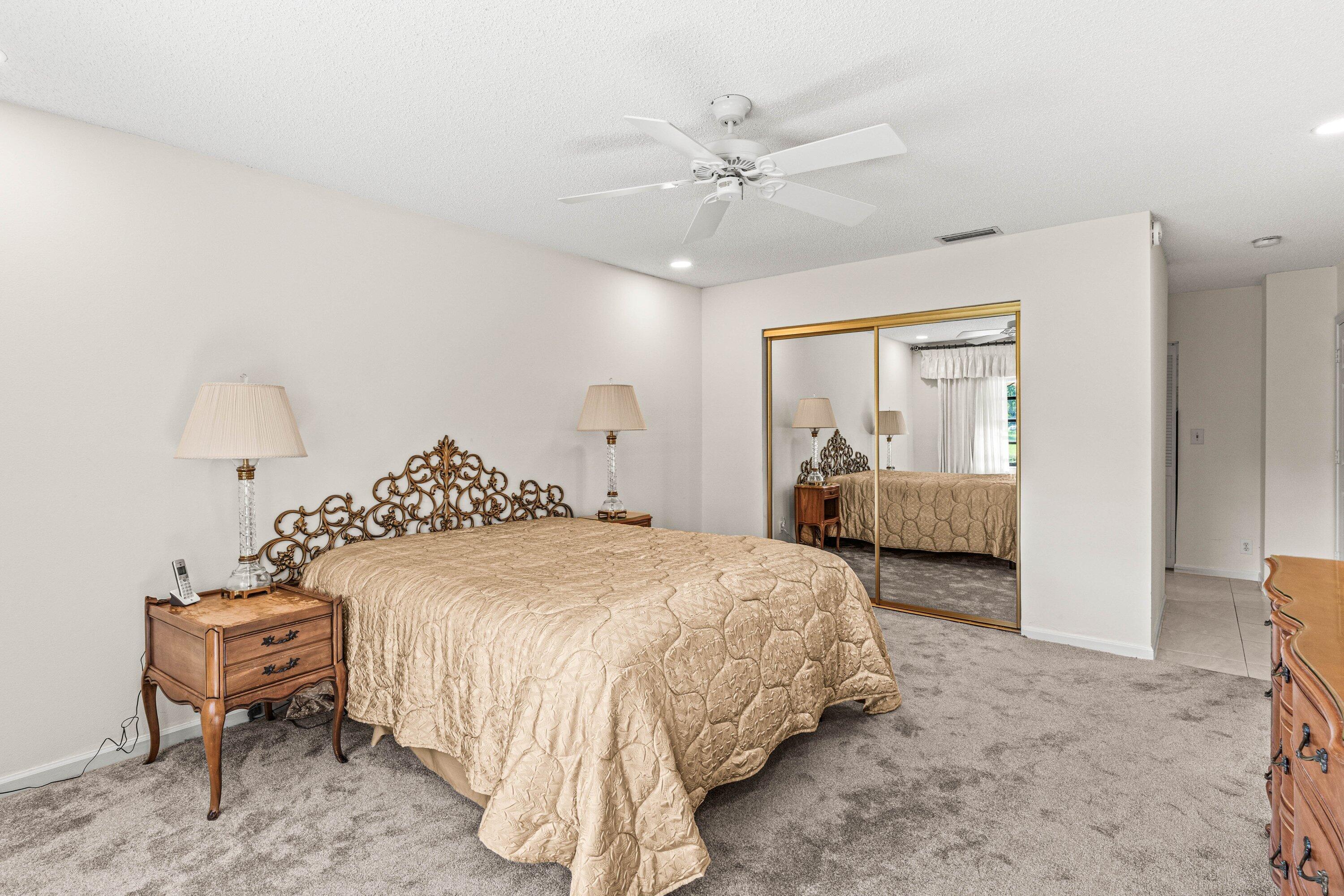 6426 Casabella Lane