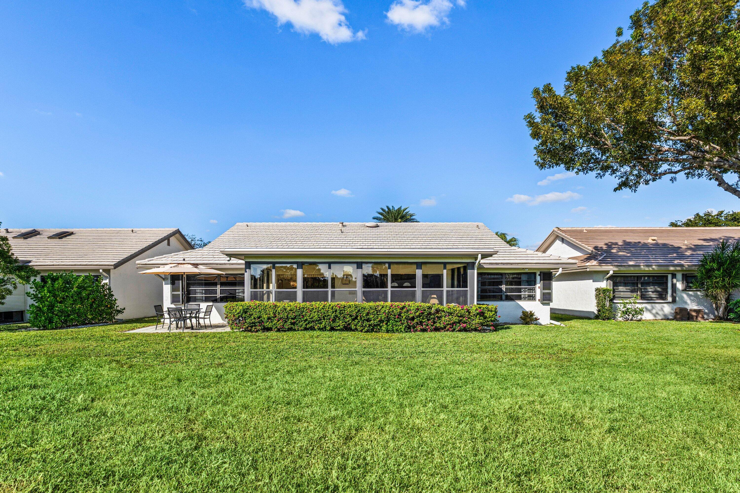 6426 Casabella Lane